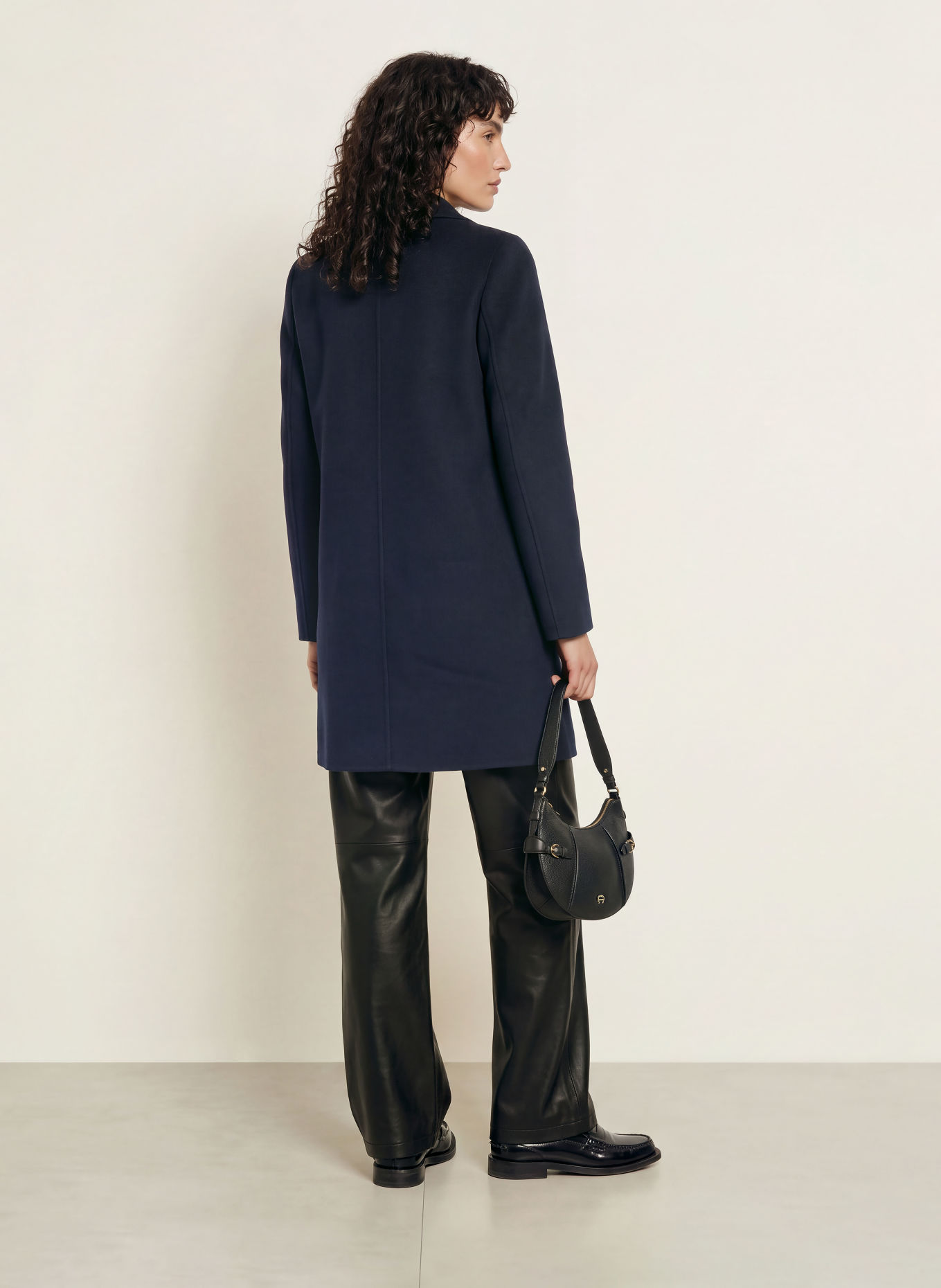 ARMA Coat: DARK BLUE