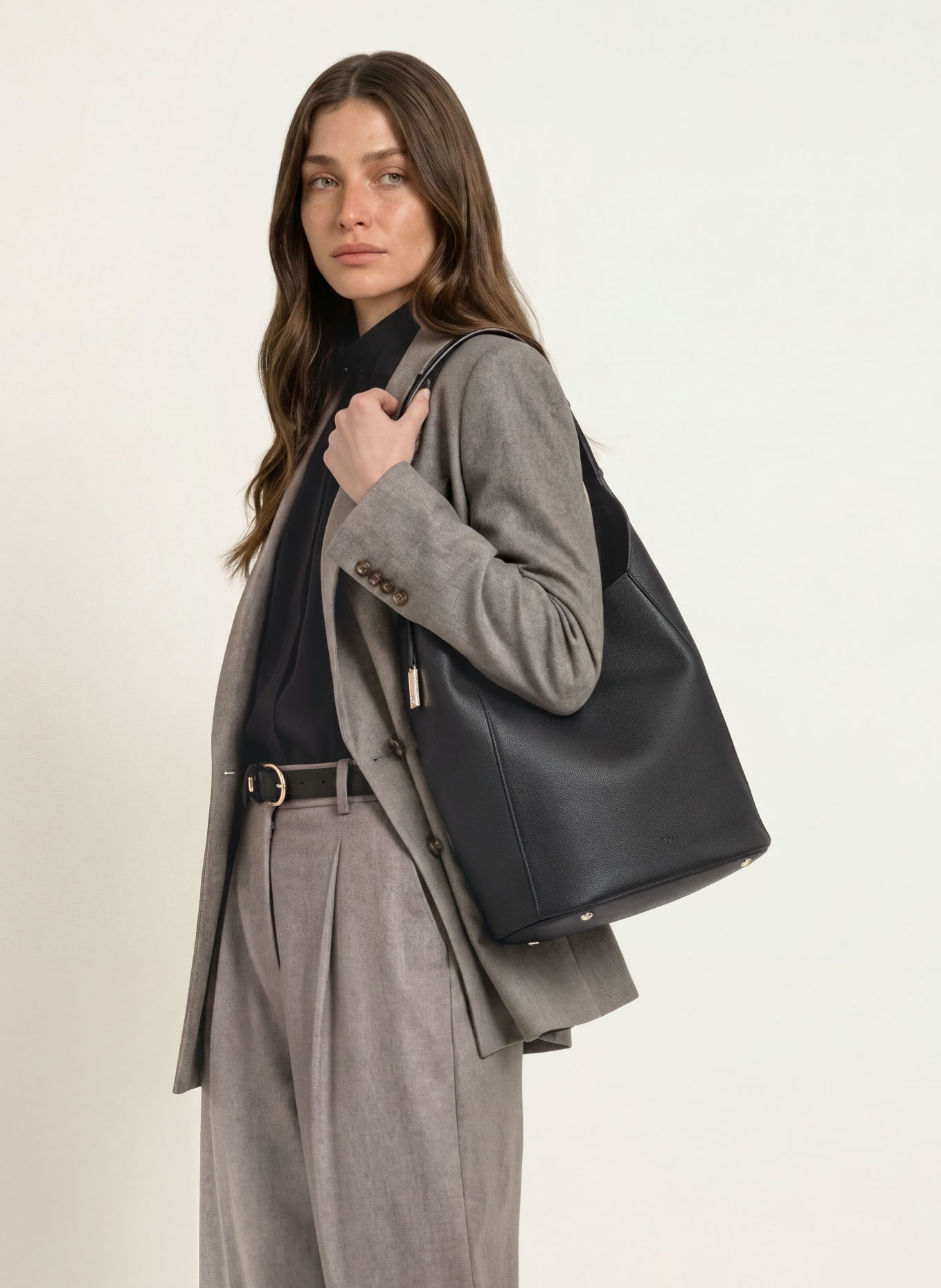 BOSS Sac seau AMELINE: NOIR