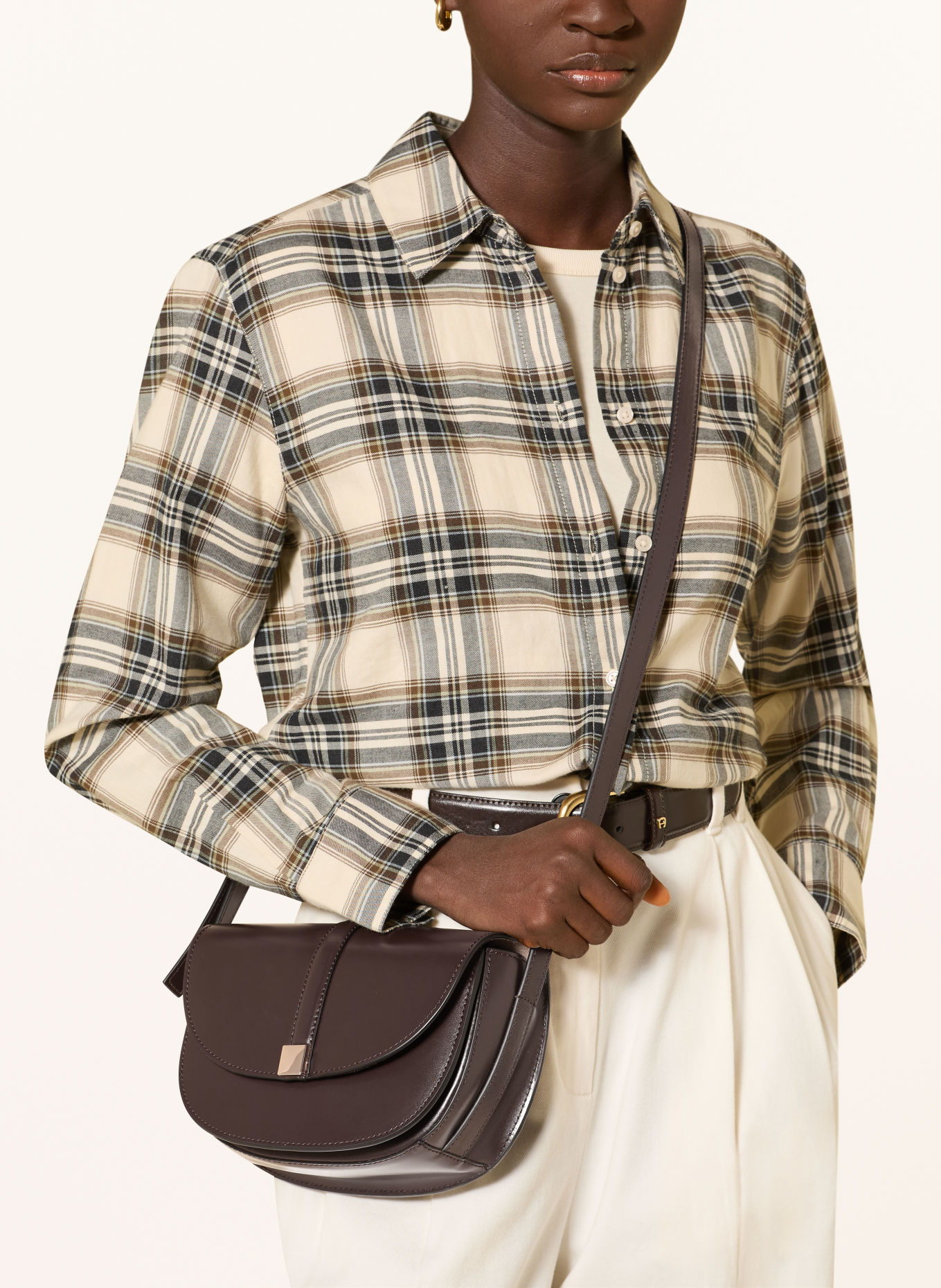 Marc O'Polo Crossbody bag: DARK BROWN / GOLD
