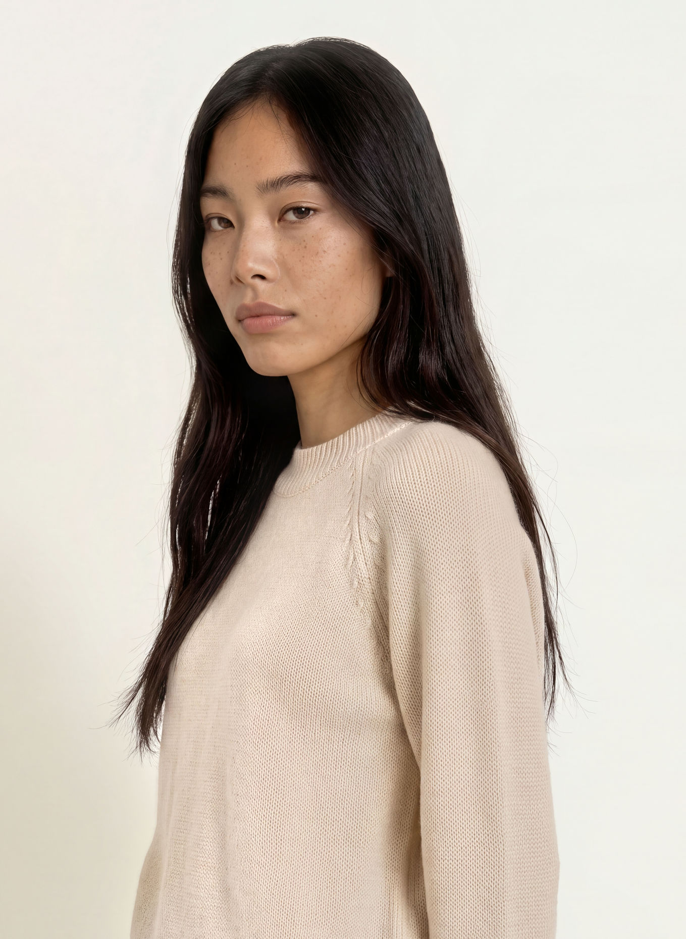 REPEAT Cashmere Sweater: BEIGE