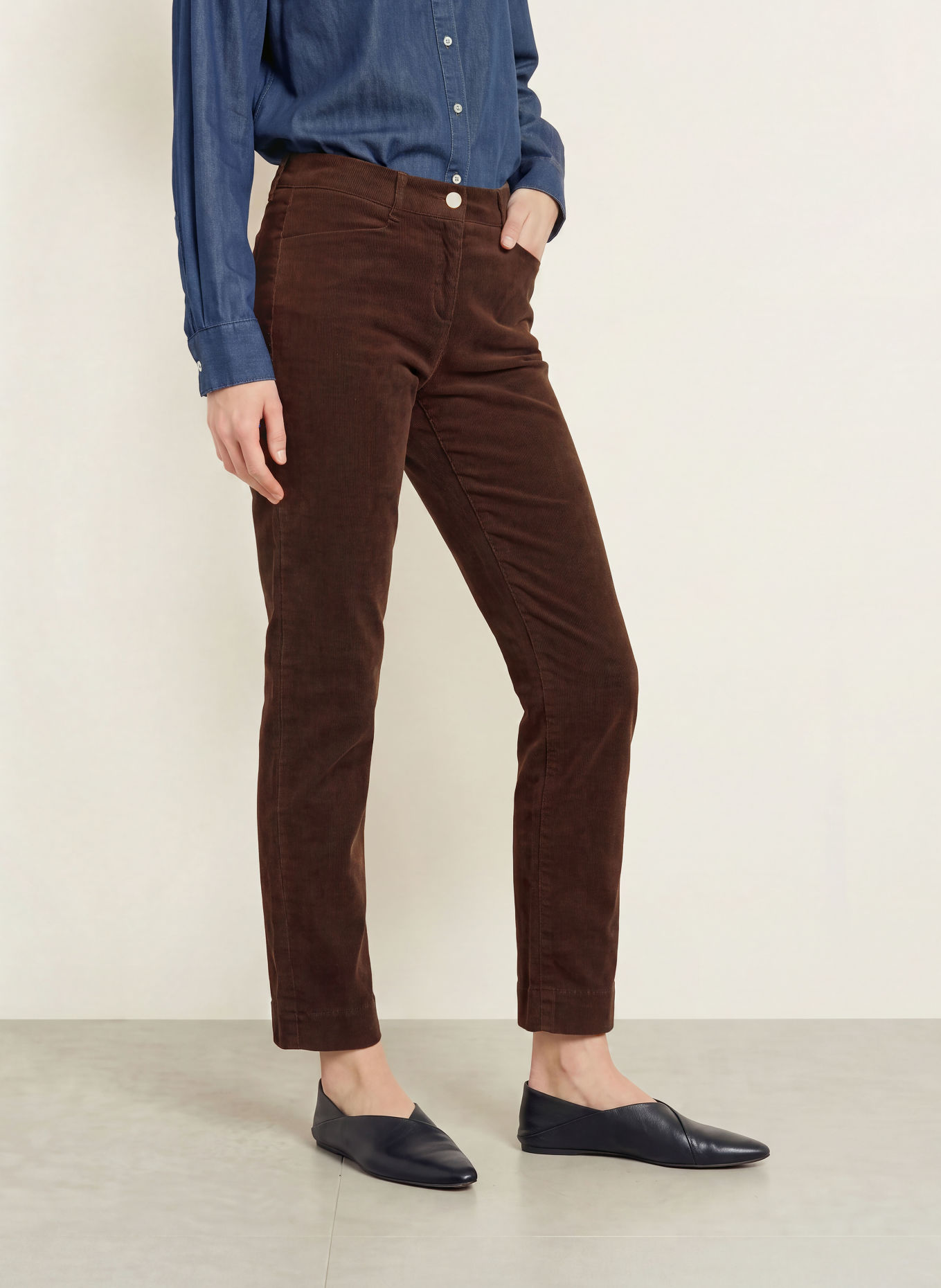 BRAX MARA Cord Pants: DARK BROWN