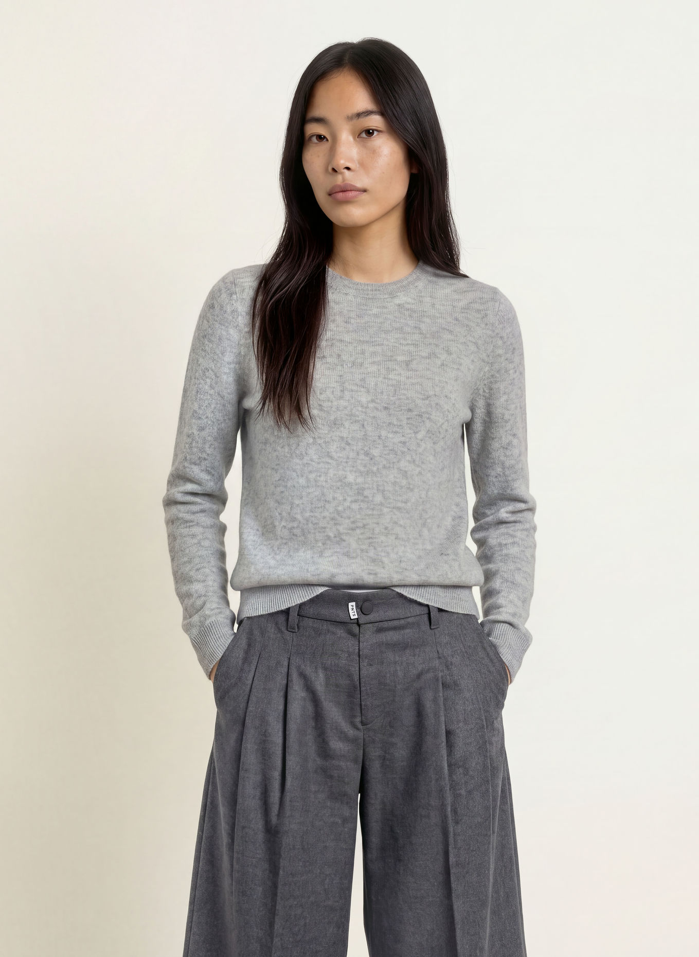 REPEAT Cashmere sweater: GRAY