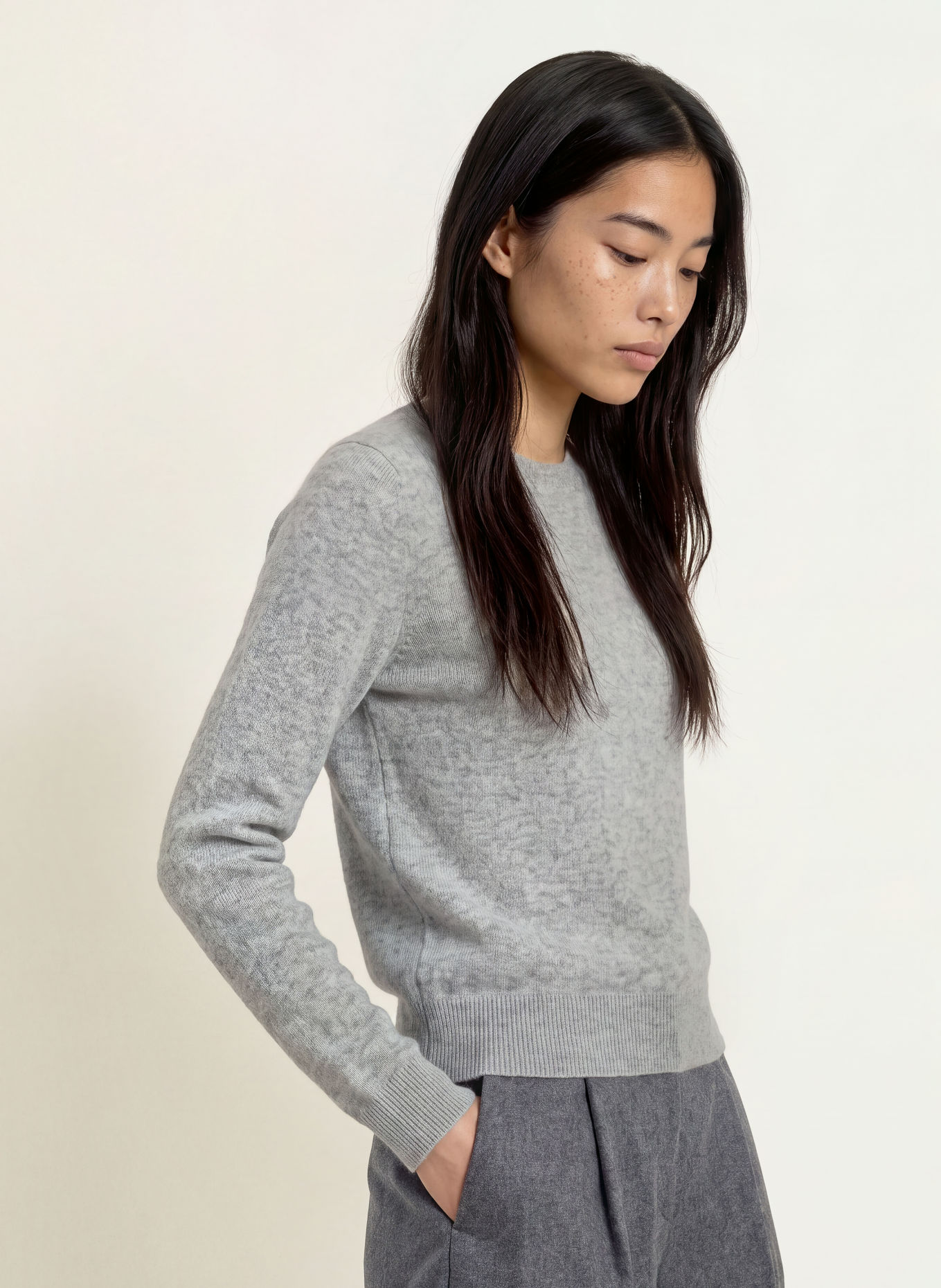 REPEAT Cashmere sweater: GRAY