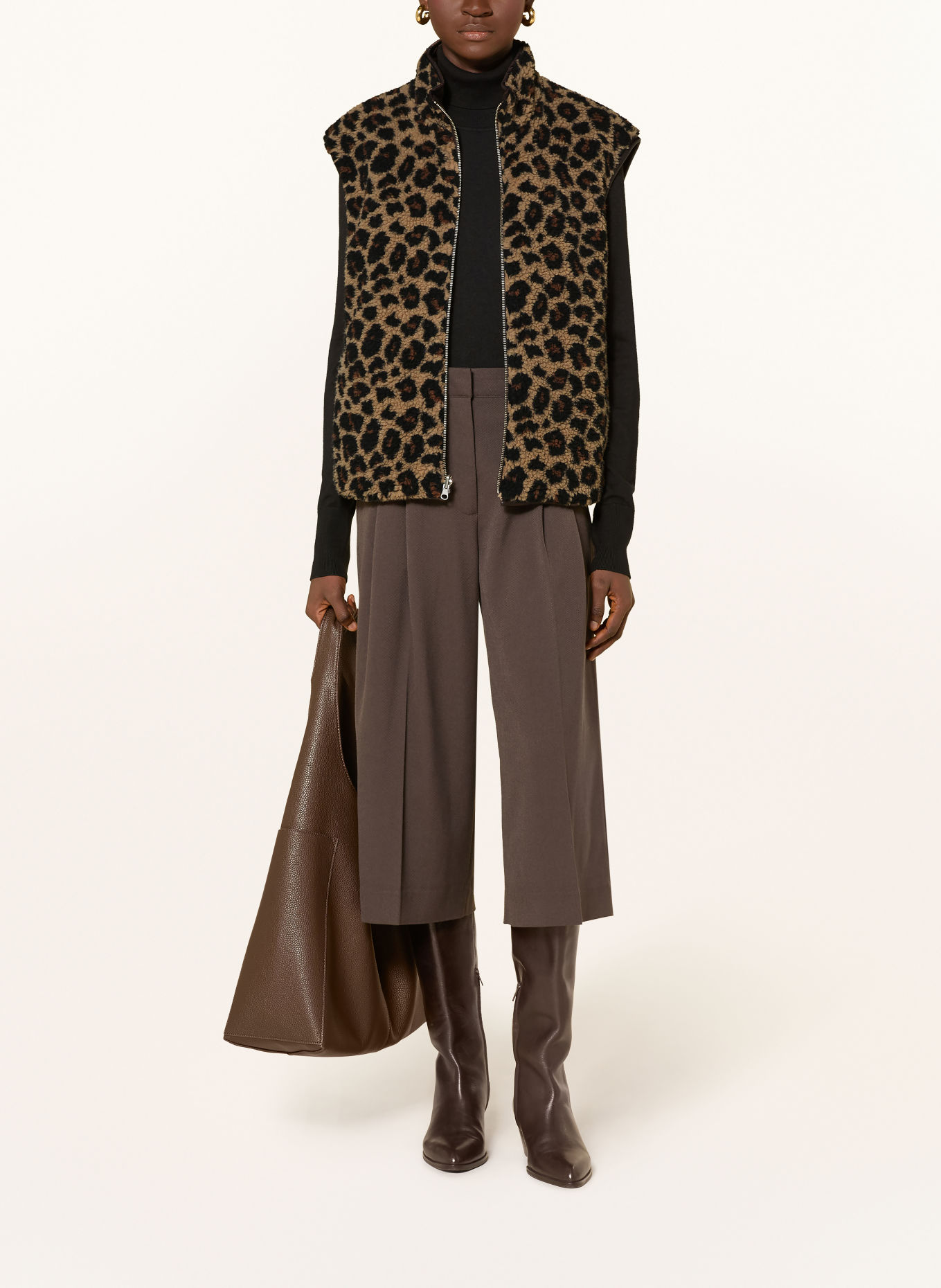 Smith & Soul Vendbar vest i teddypels: SORT / LYSEBRUN / BRUN