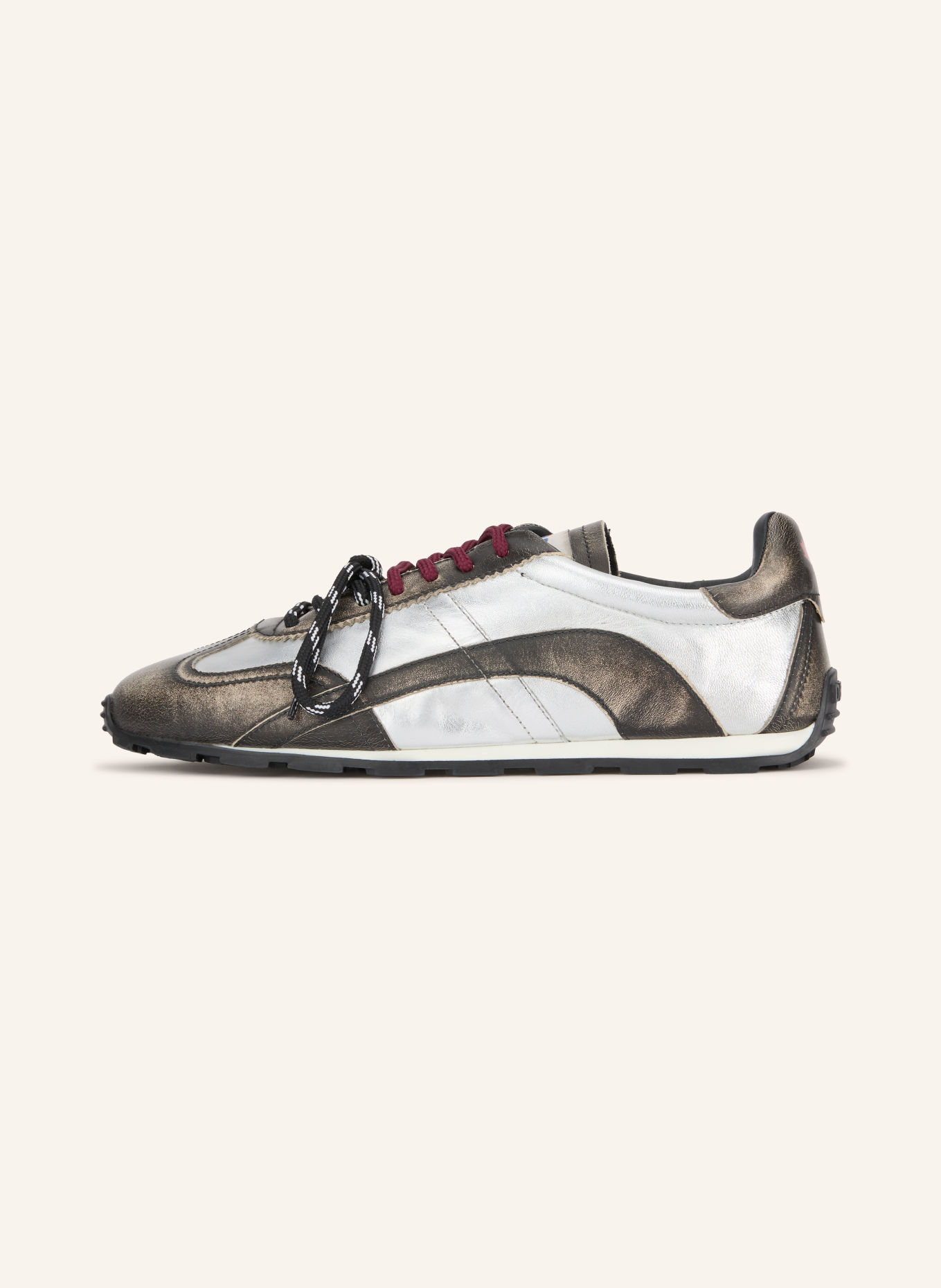 DSQUARED2 Sneakersy DC-642: STŘÍBRNÁ / TMAVĚ ŠEDÁ