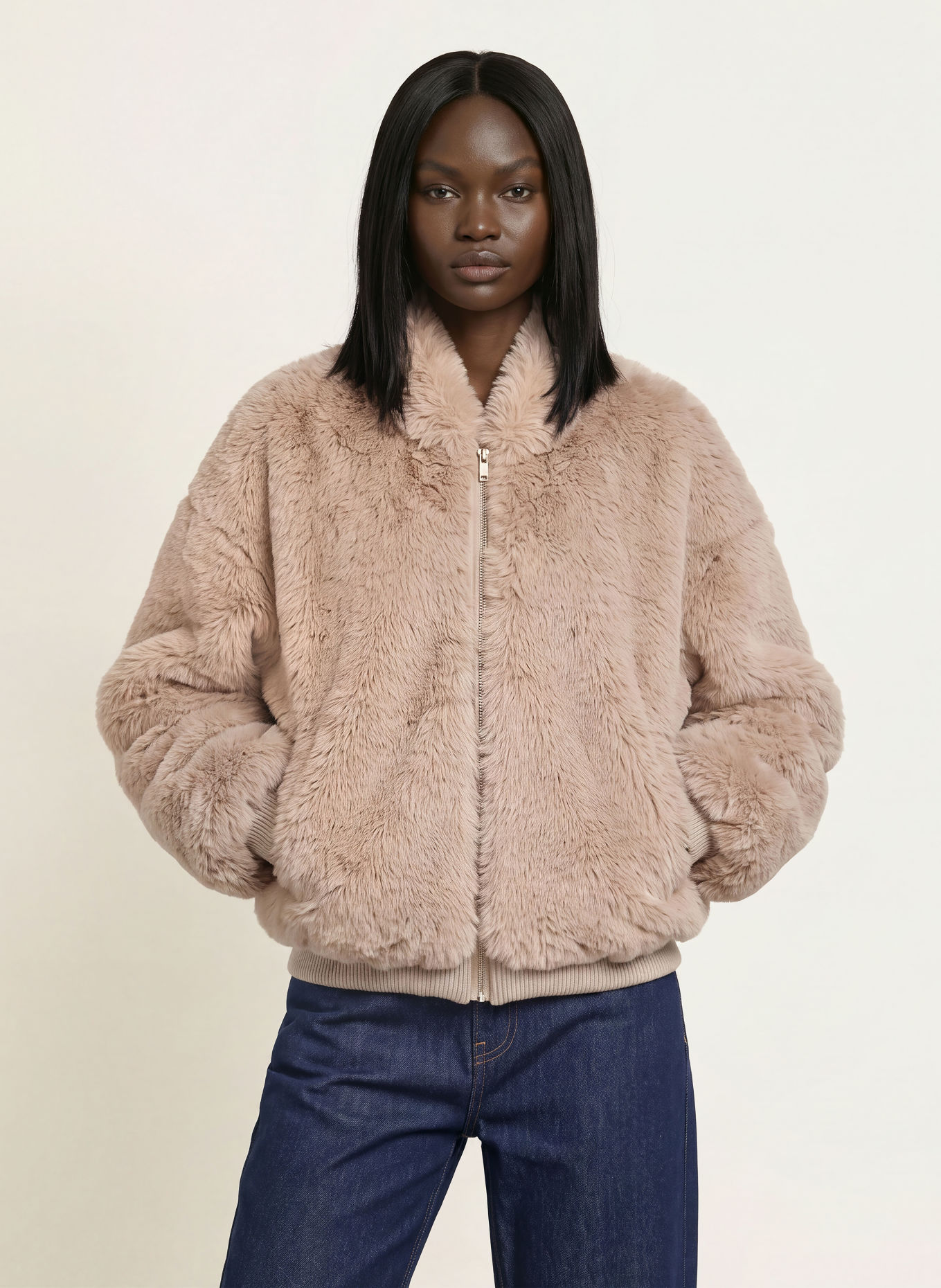 The Frankie Shop Kunstbontjas VERA: BEIGE
