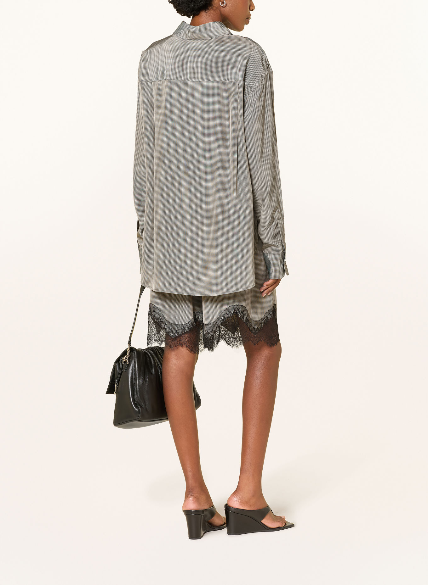 The Frankie Shop Overhemdblouse PERI: DONKERGRIJS / CRÈME / ZWART