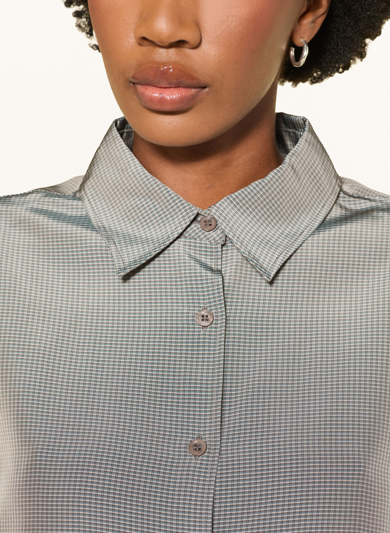 The Frankie Shop Overhemdblouse PERI: DONKERGRIJS / CRÈME / ZWART