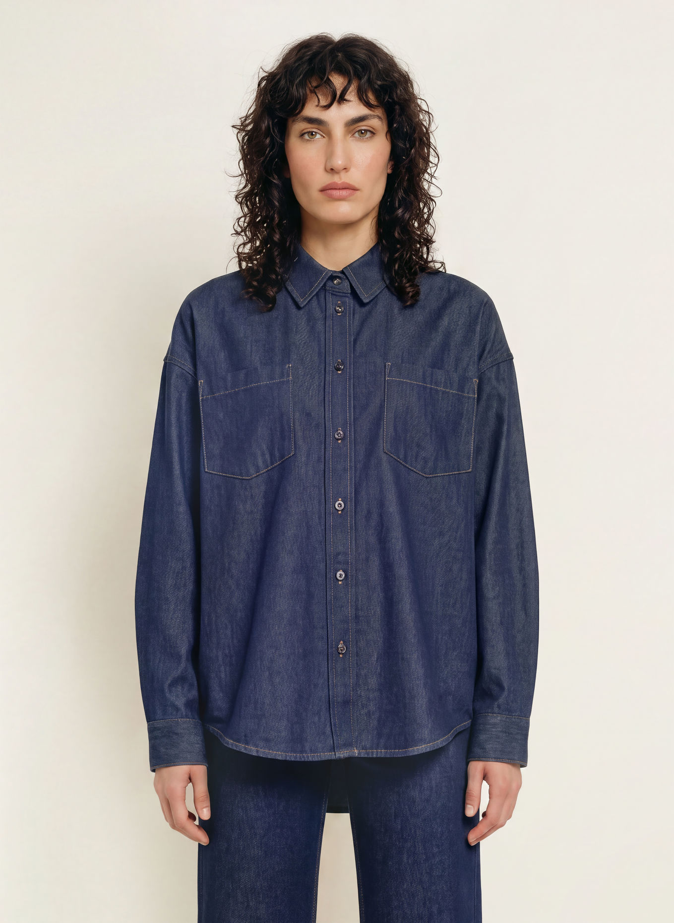 The Frankie Shop Denimblouse DEIRA: DONKERBLAUW