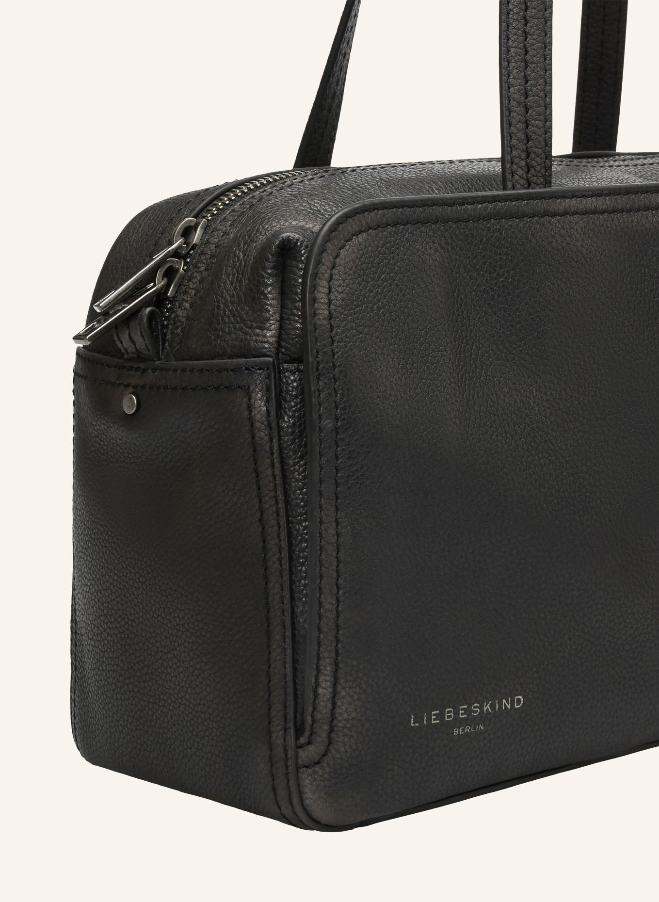 LIEBESKIND CLARICE MEDIUM Shoulder bag: BLACK