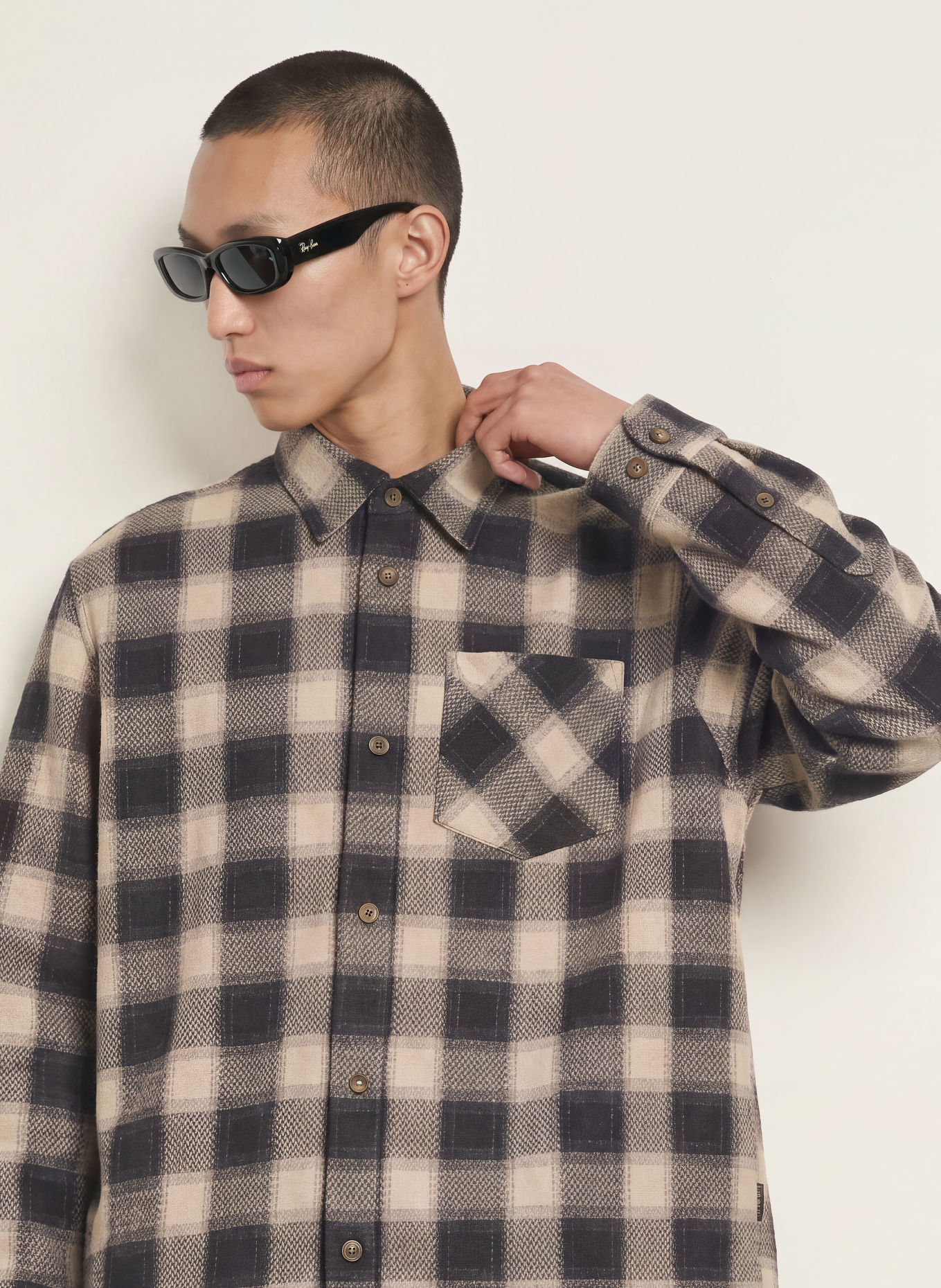 carhartt WIP DAYNE Comfort Fit Shirt: DARK BROWN / BEIGE