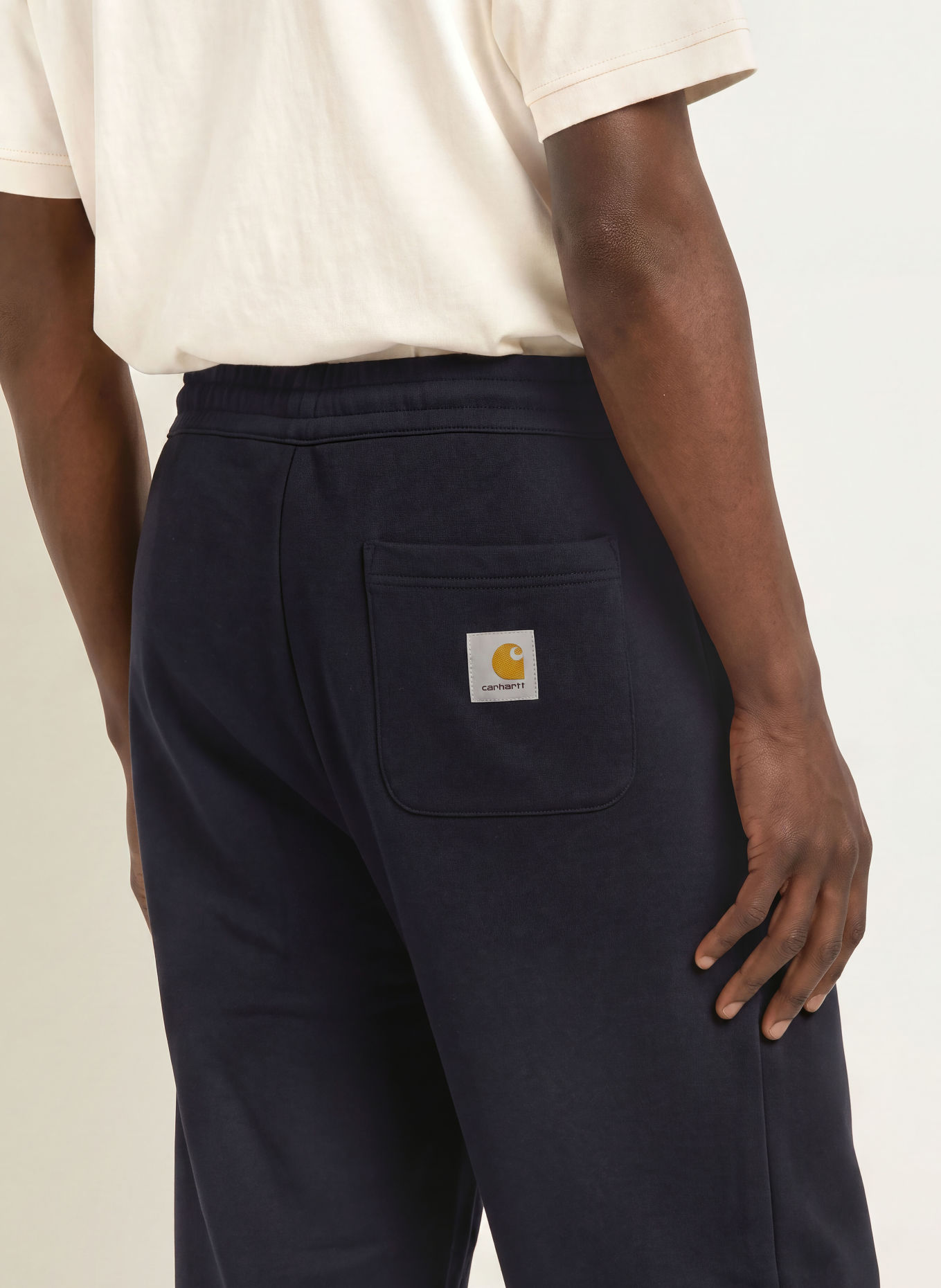carhartt WIP Sweatpants: DUNKELBLAU