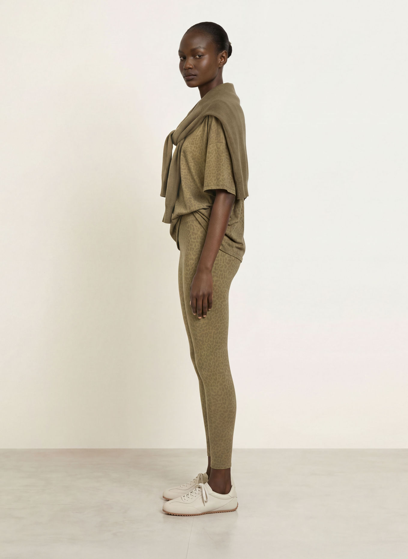 Juvia 7/8-Leggings ZOÉ: OLIV / KHAKI