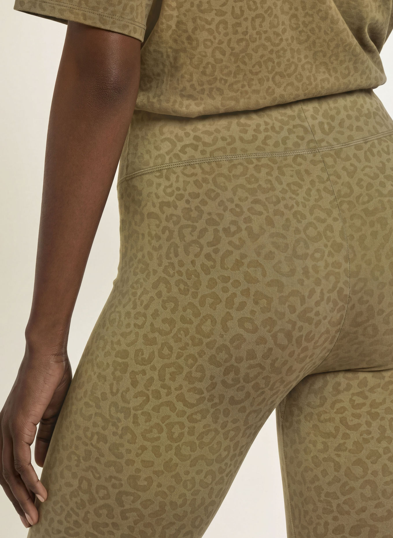 Juvia 7/8-Leggings ZOÉ: OLIV / KHAKI