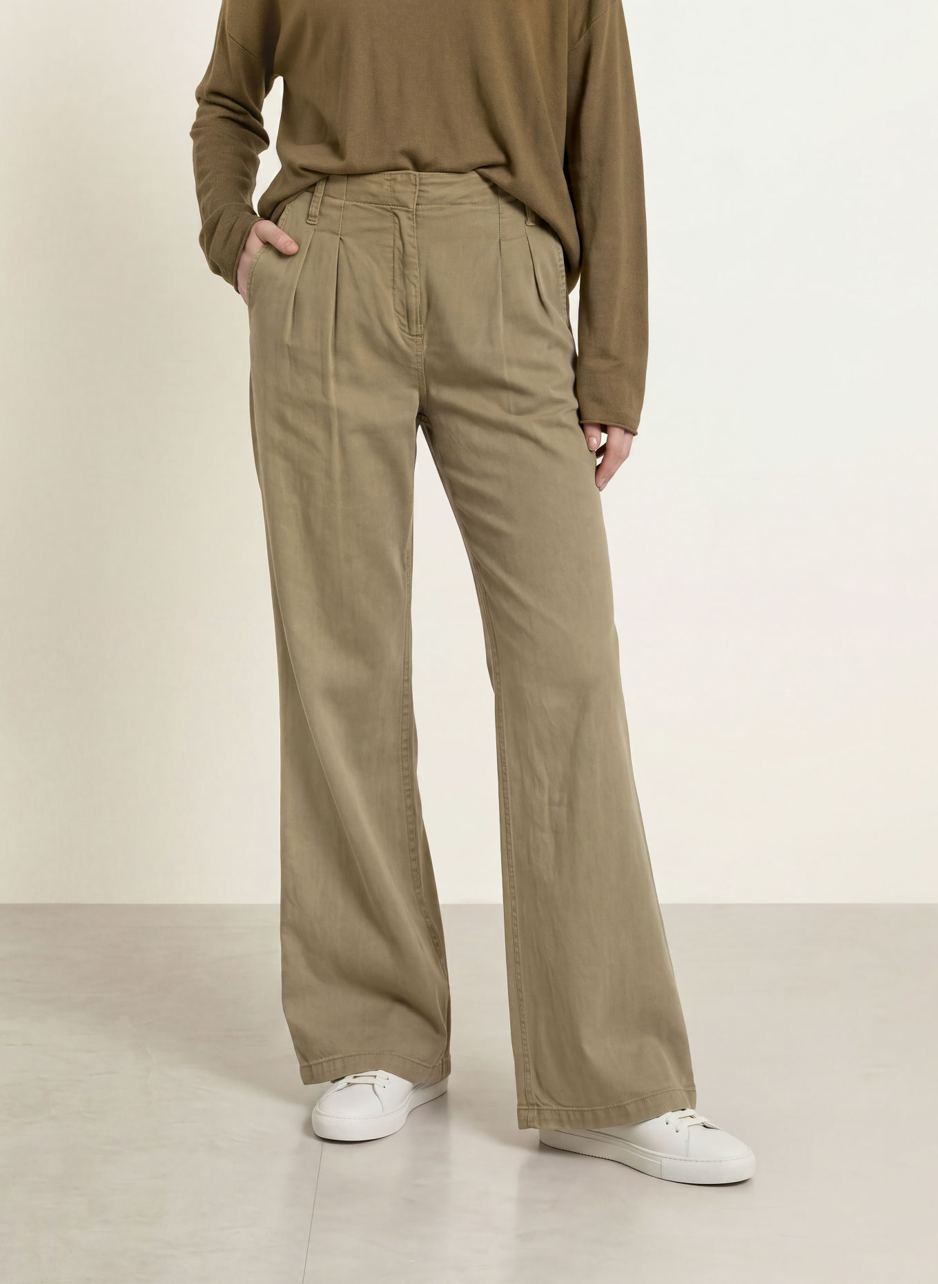 Juvia Marlenehose VANESSA: OLIV