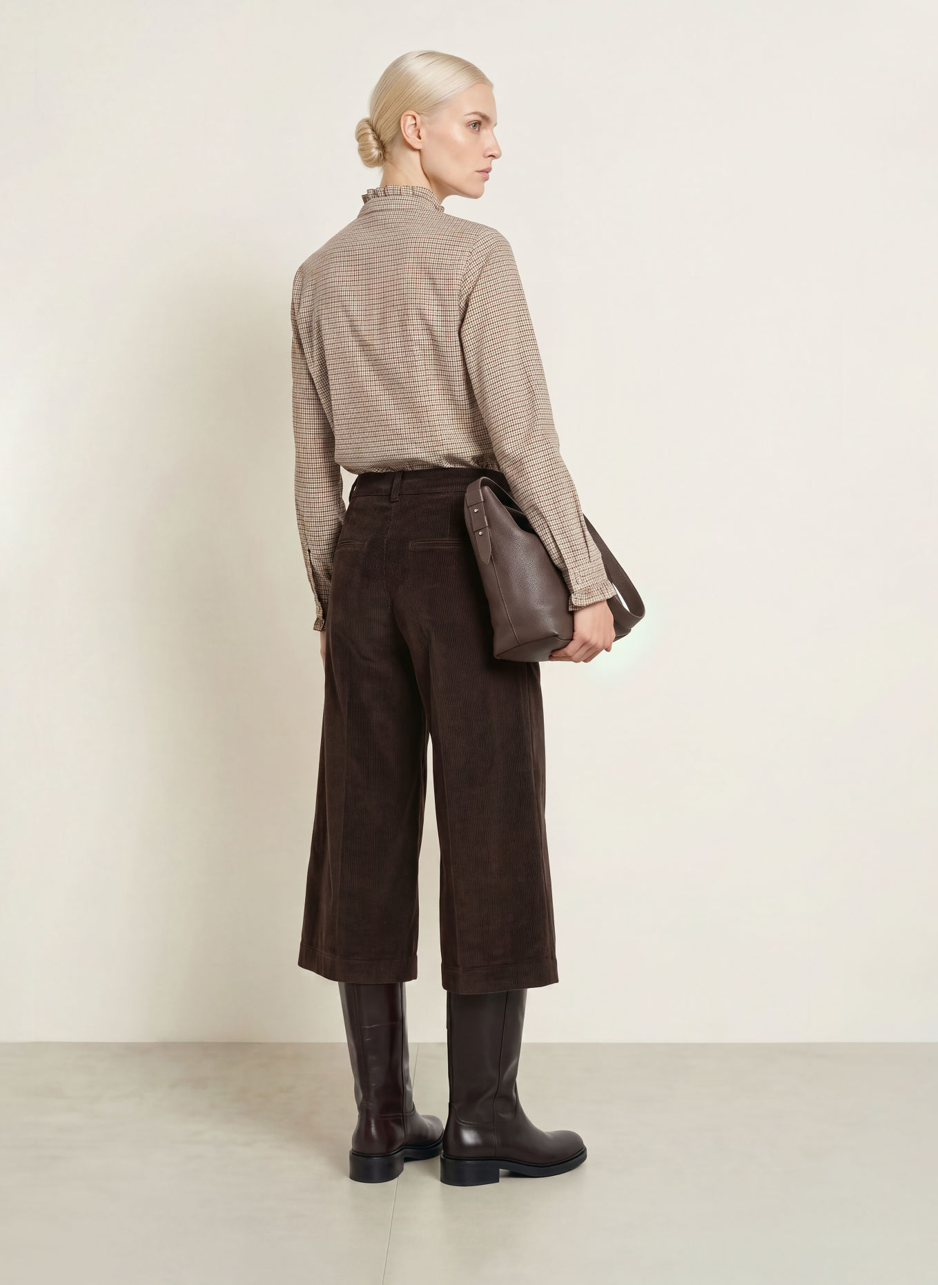 BRAX Blouse VICTORIA met ruches: WIT / MARRON FONCÉ / BEIGE