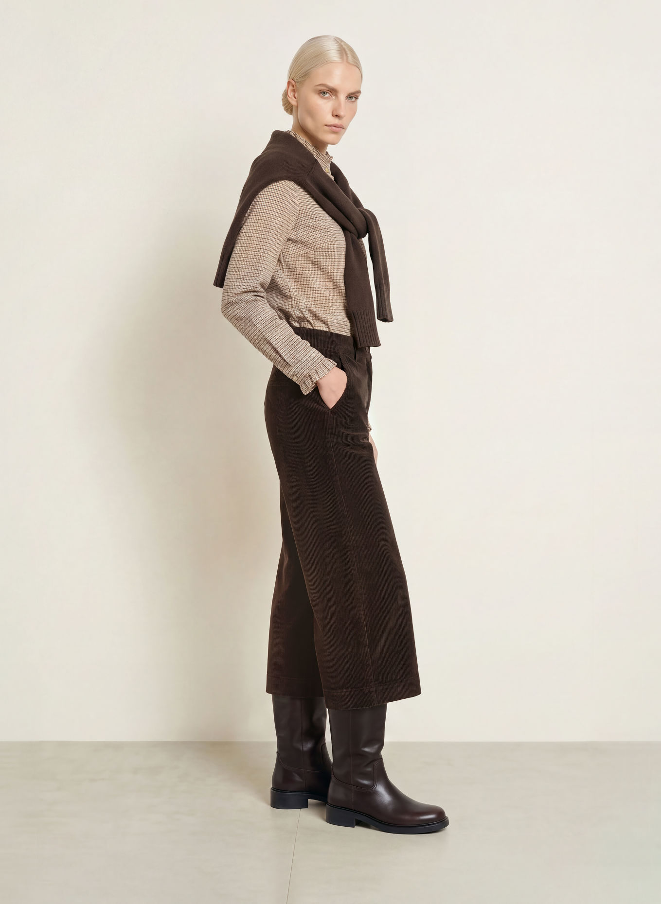 BRAX Blouse VICTORIA met ruches: WIT / MARRON FONCÉ / BEIGE