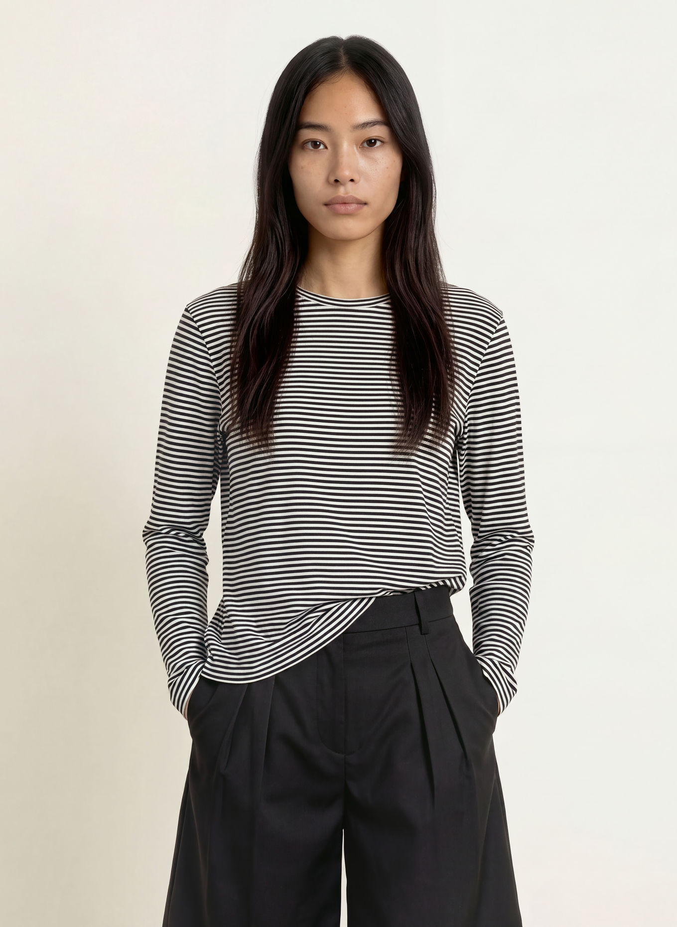 ARMEDANGELS Longsleeve SLUB: SCHWARZ / WEISS