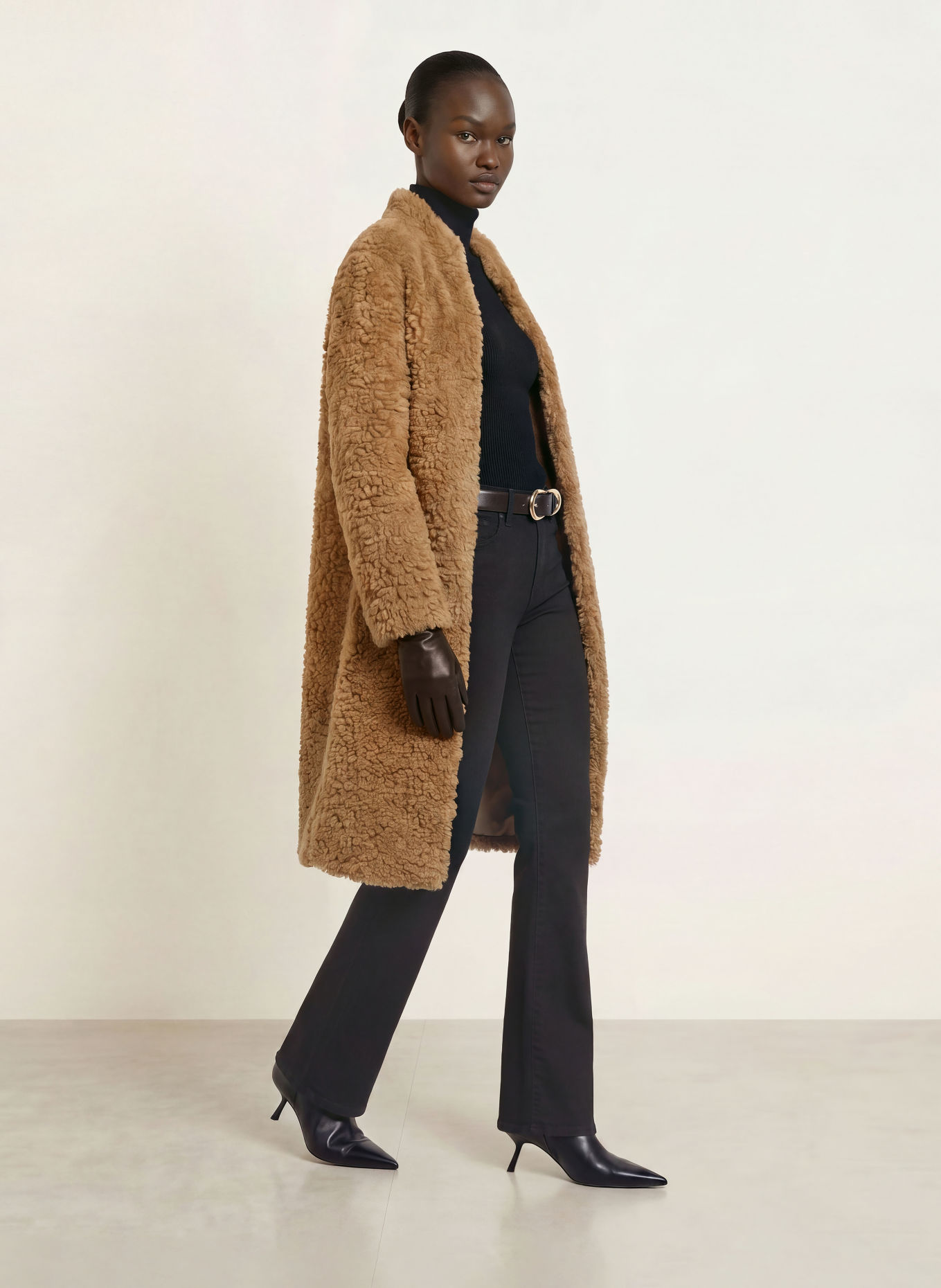 APPARIS Manteau en fourrure synthétique JUDE: CHAMEAU
