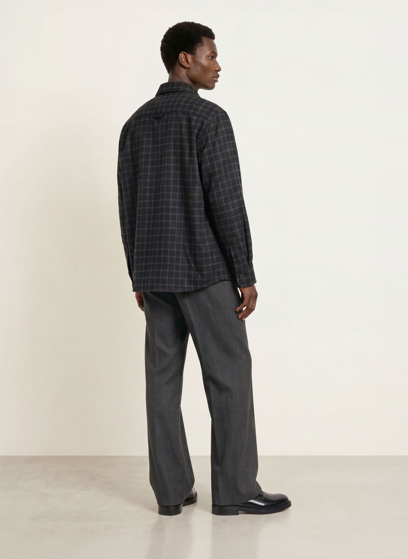 A.P.C. BOBBY Comfort Fit Flannel Shirt: BLACK / DARK GRAY