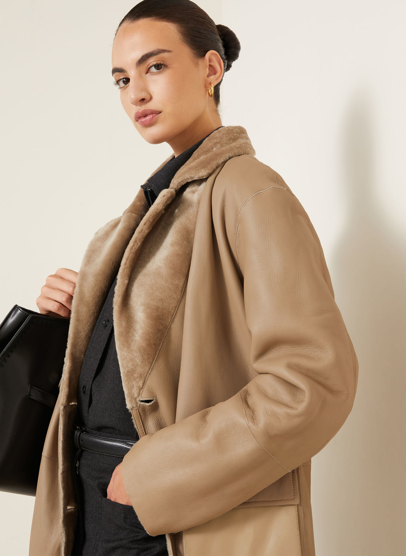UTZON Omkeerbare leren jas CHIKA: BEIGE