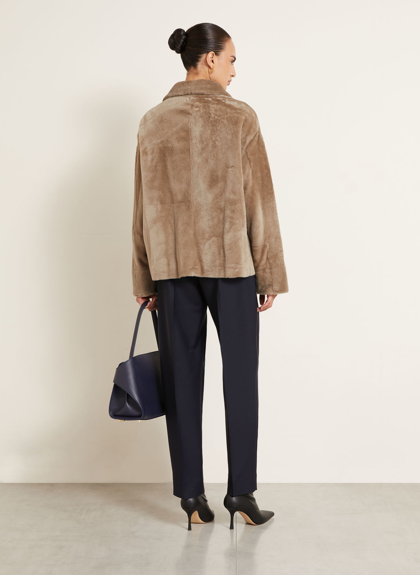 UTZON Omkeerbare leren jas JOJI: BEIGE