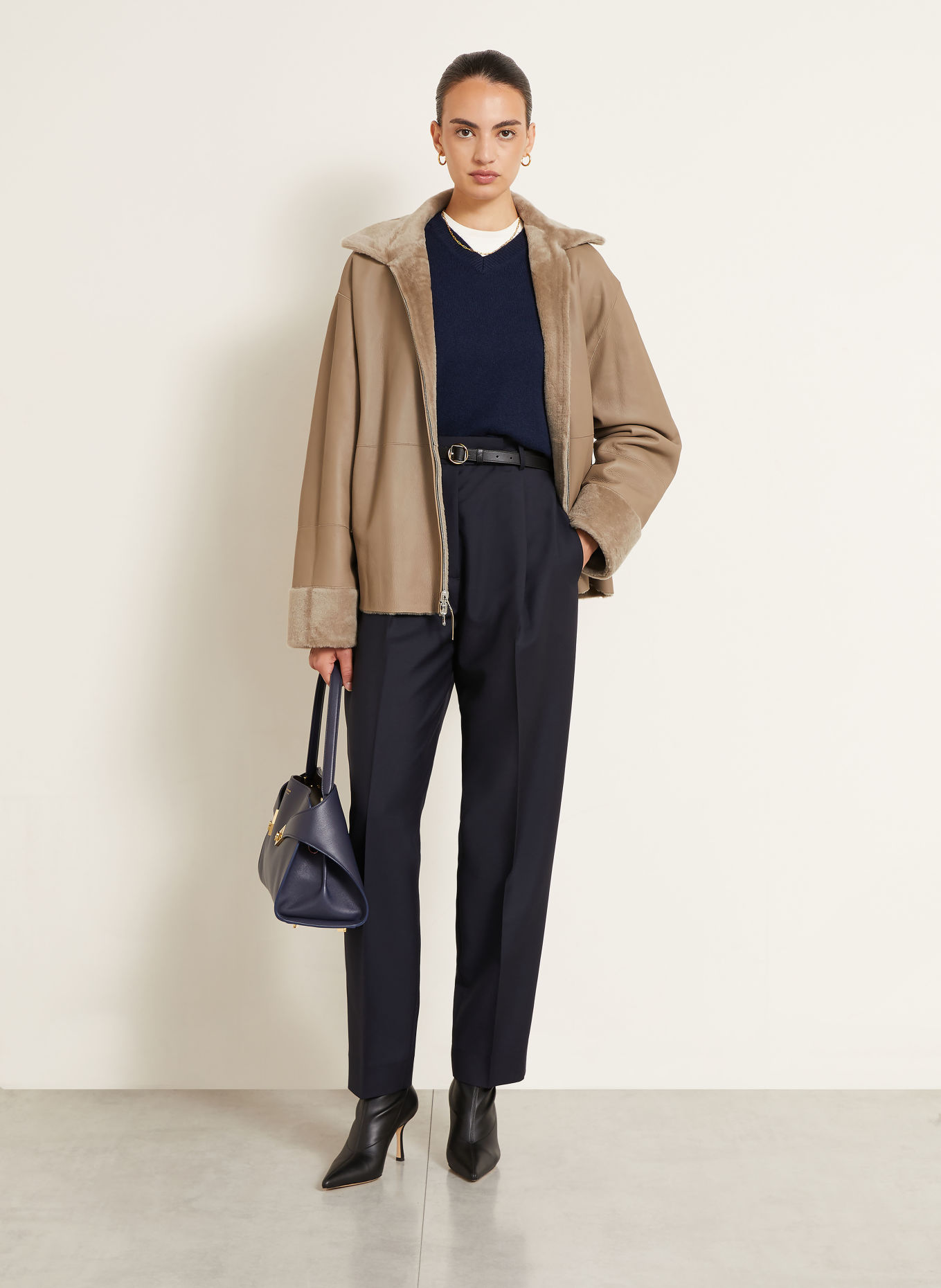 UTZON Omkeerbare leren jas JOJI: BEIGE