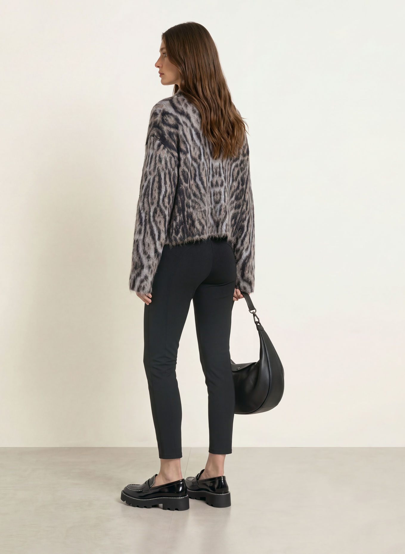 MARC CAIN SILEA 7/8-length trousers: 900 black new