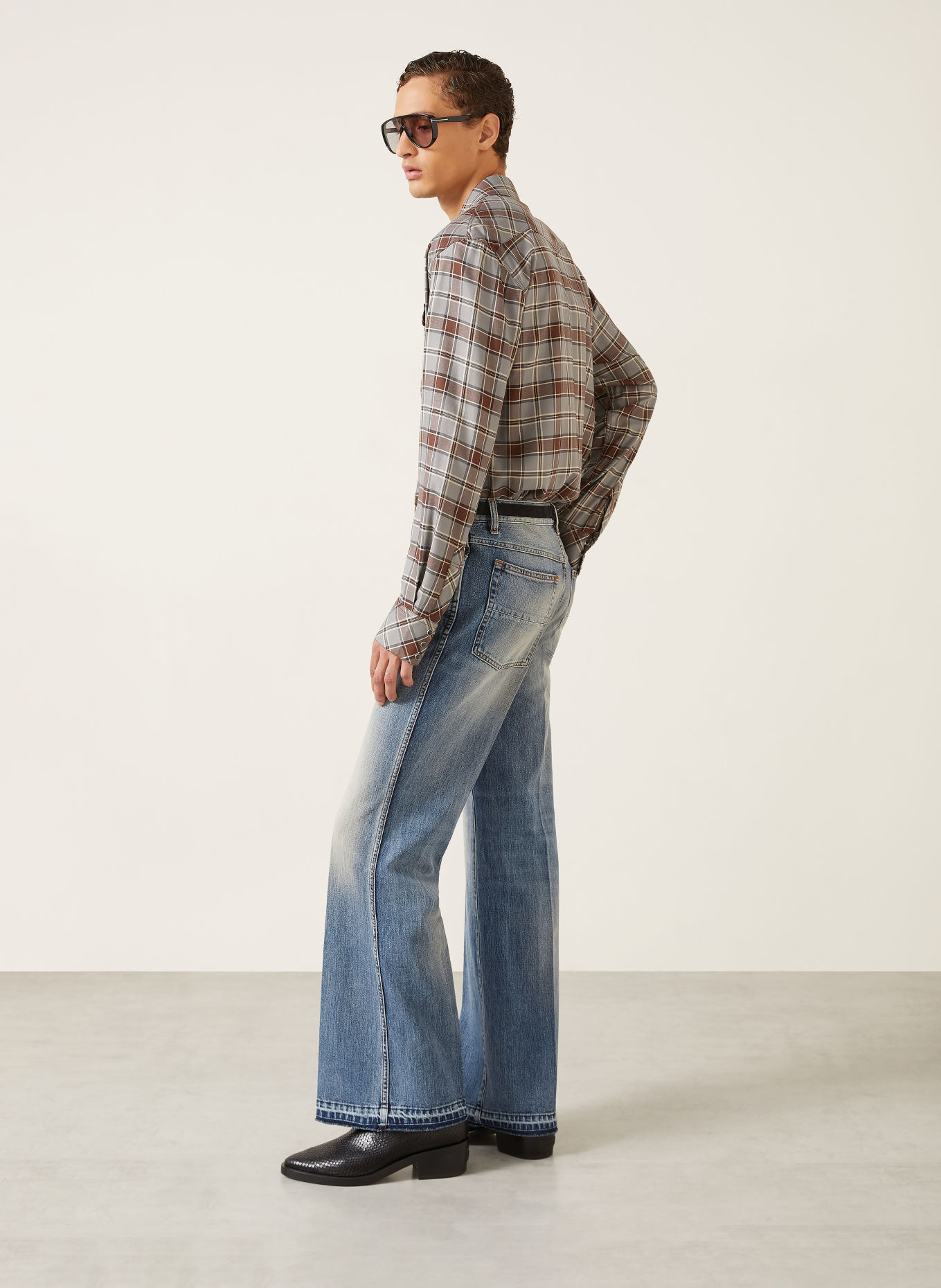 AMIRI Jeans MA FIT Regular Fit: 004S
Canyon Sky