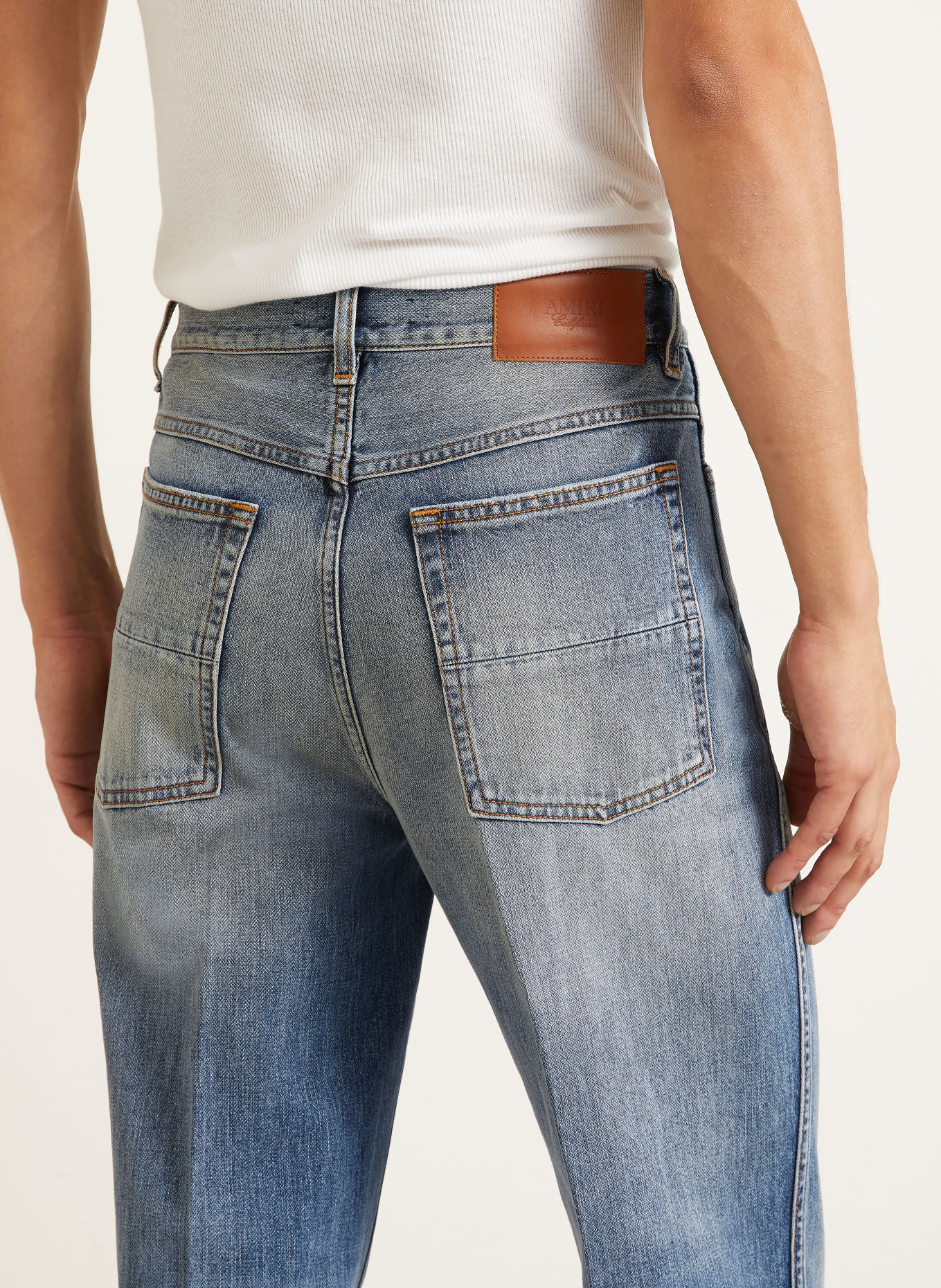 AMIRI Jeans MA FIT Regular Fit: 004S
Canyon Sky