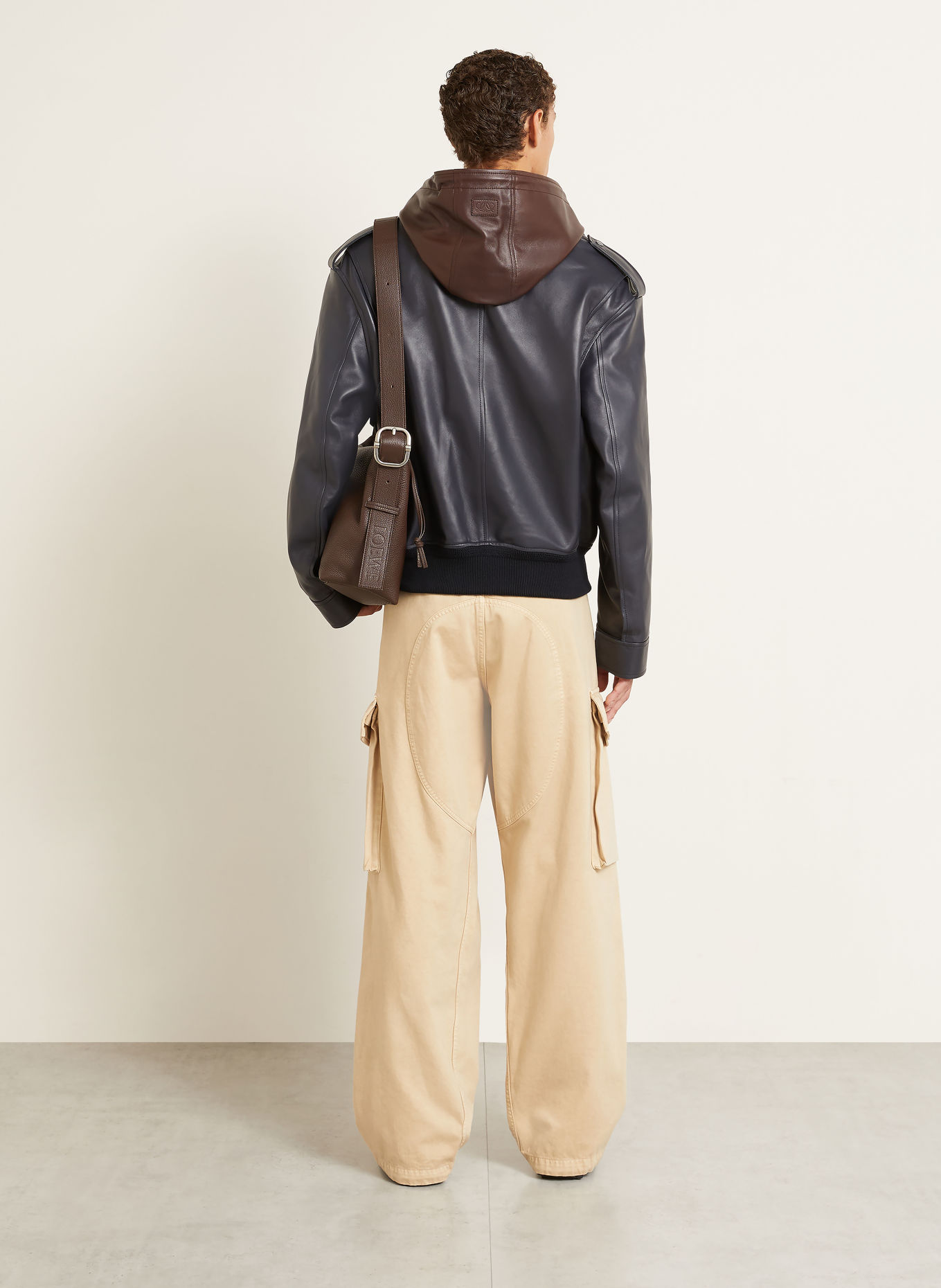 LOEWE Regular-Fit Cargo Trousers: BEIGE