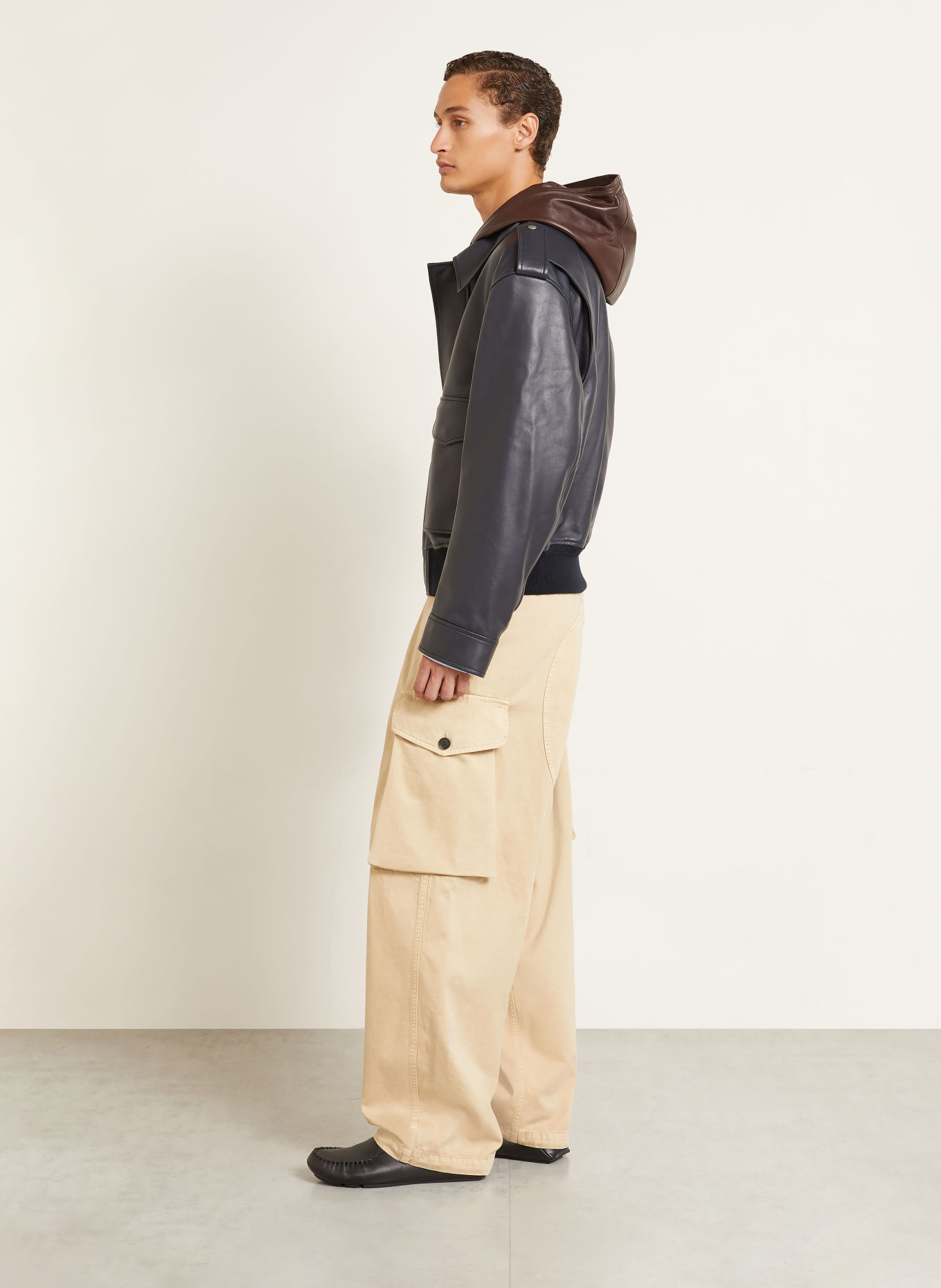 LOEWE Regular-Fit Cargo Trousers: BEIGE