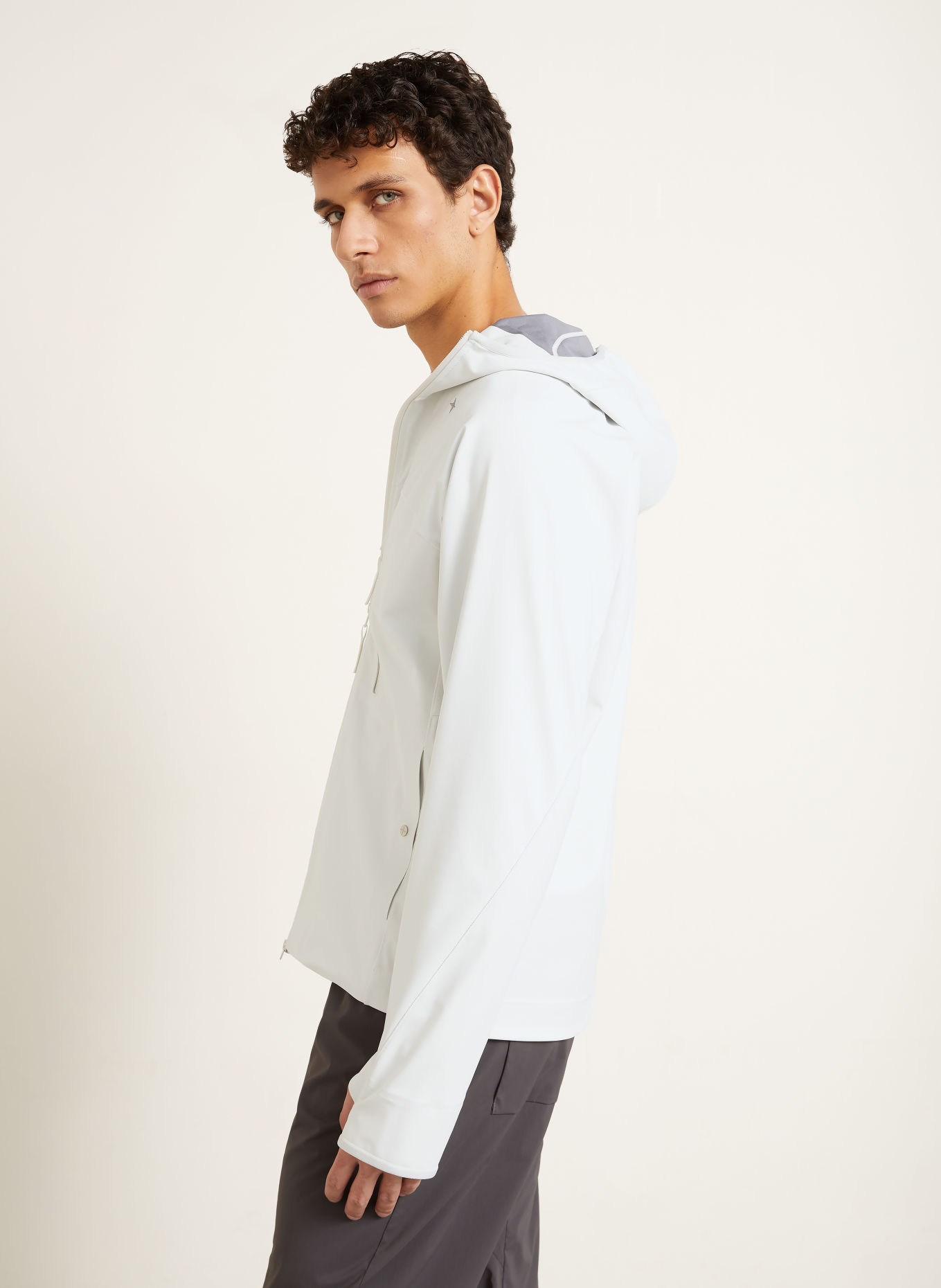 STONE ISLAND Bunda STELLINA: SVĚTLE ŠEDÁ