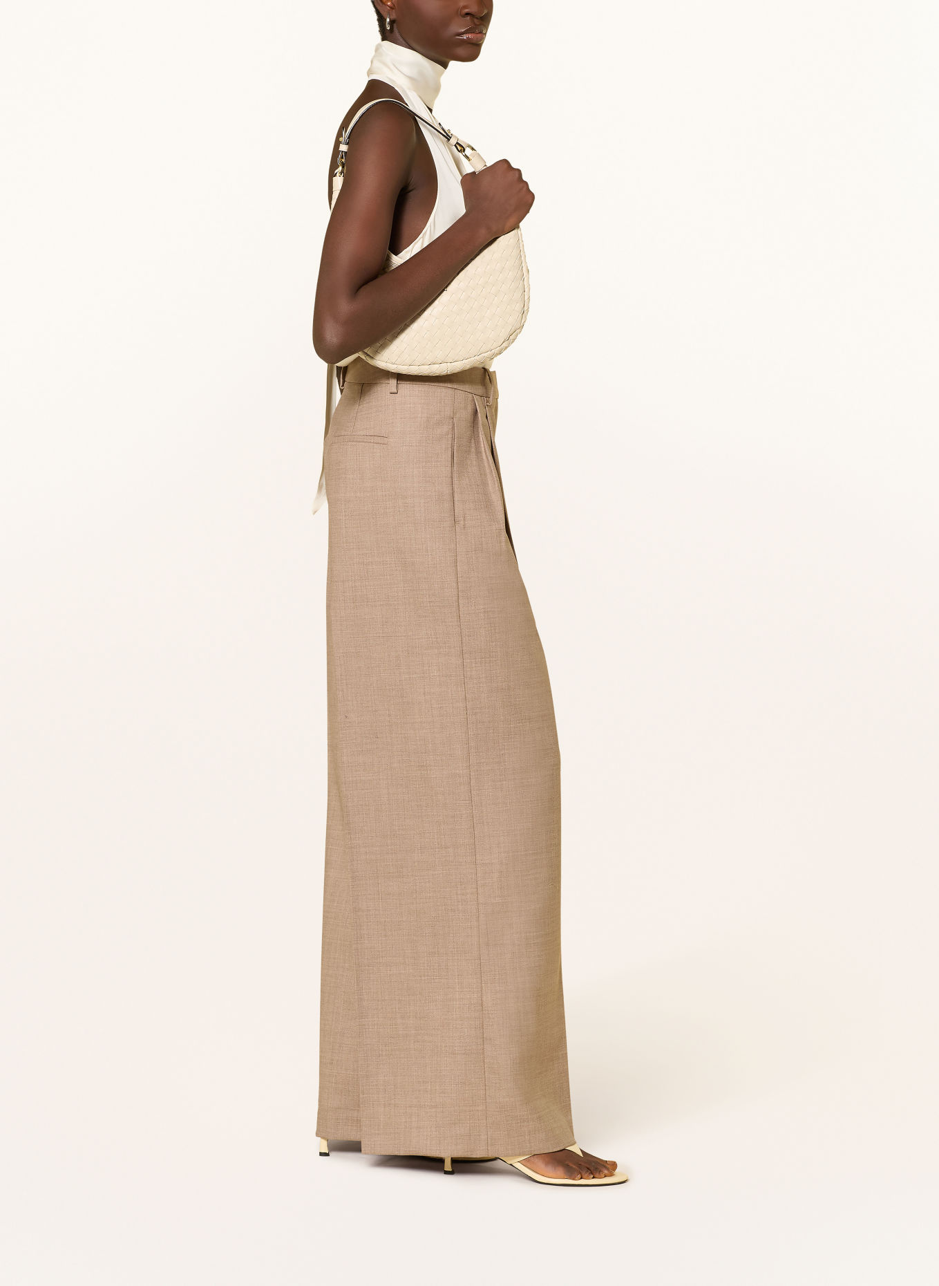 GUESS Wide-leg trousers: BEIGE