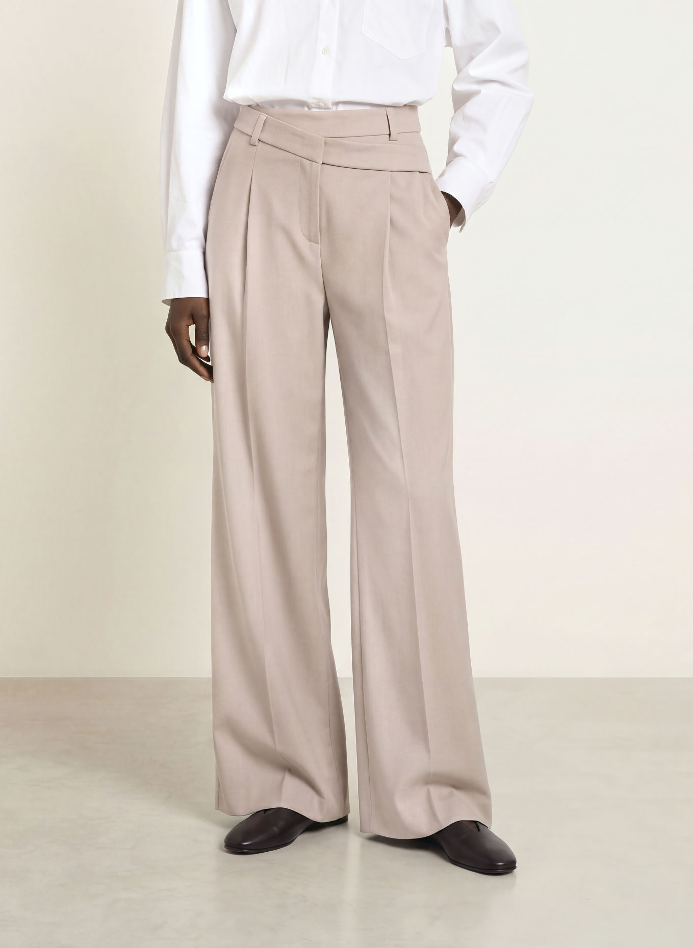 SEDUCTIVE AMALYA Wide-leg trousers: TAUPE