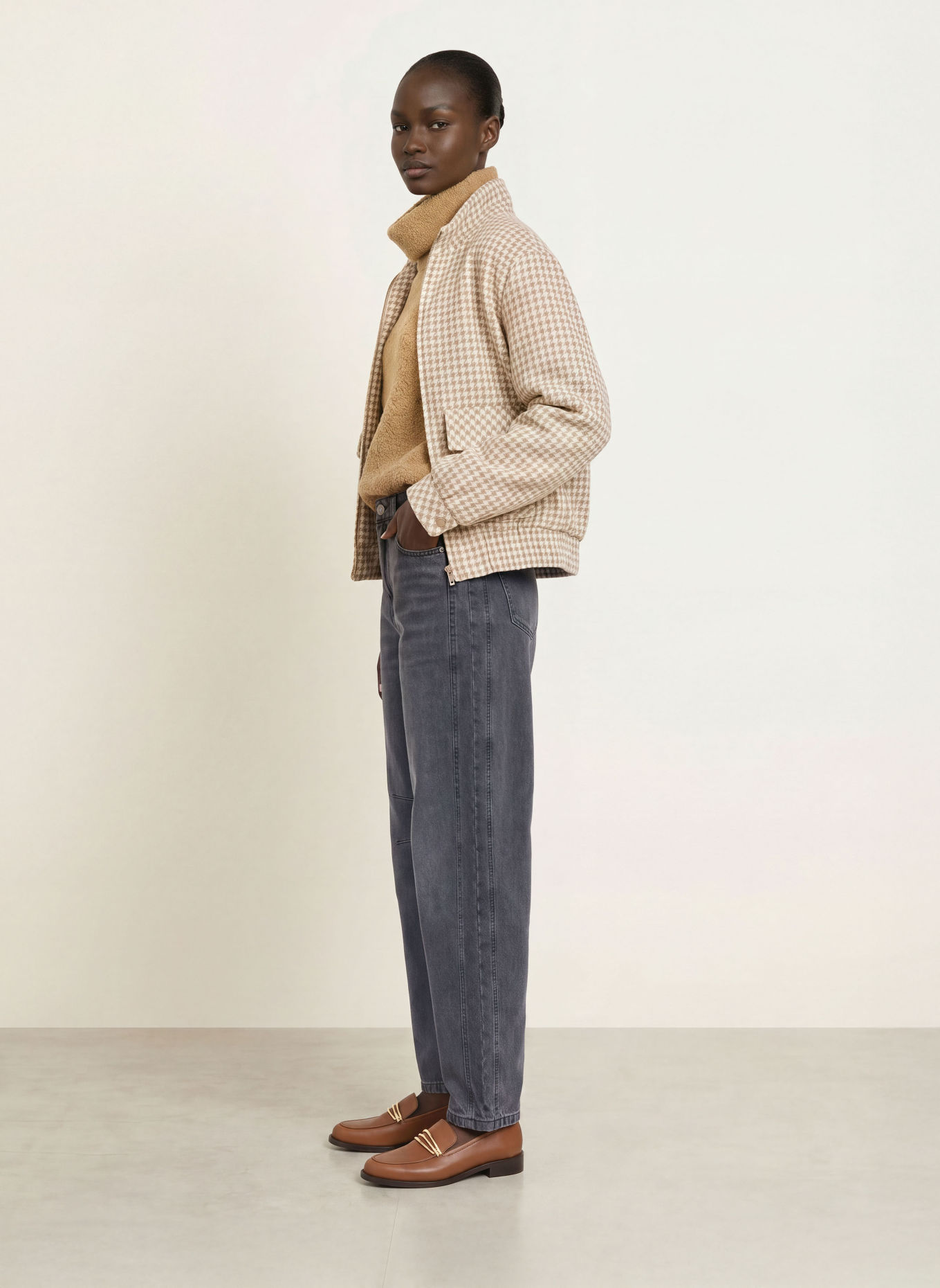 MARC CAIN RUMA Barrel-leg jeans: 880 anthrazit