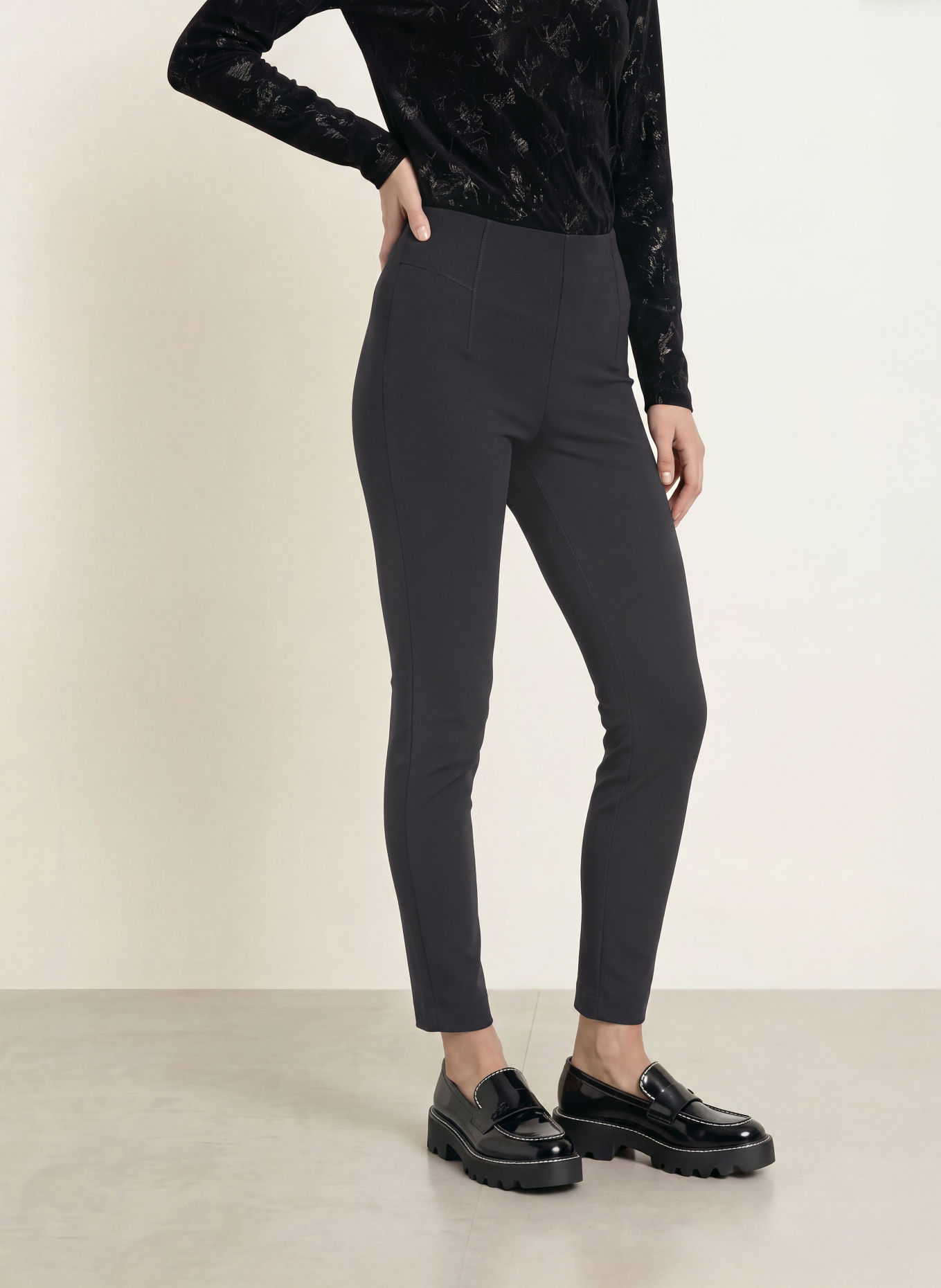 MARC CAIN Leggings SOFIA: 900 black new