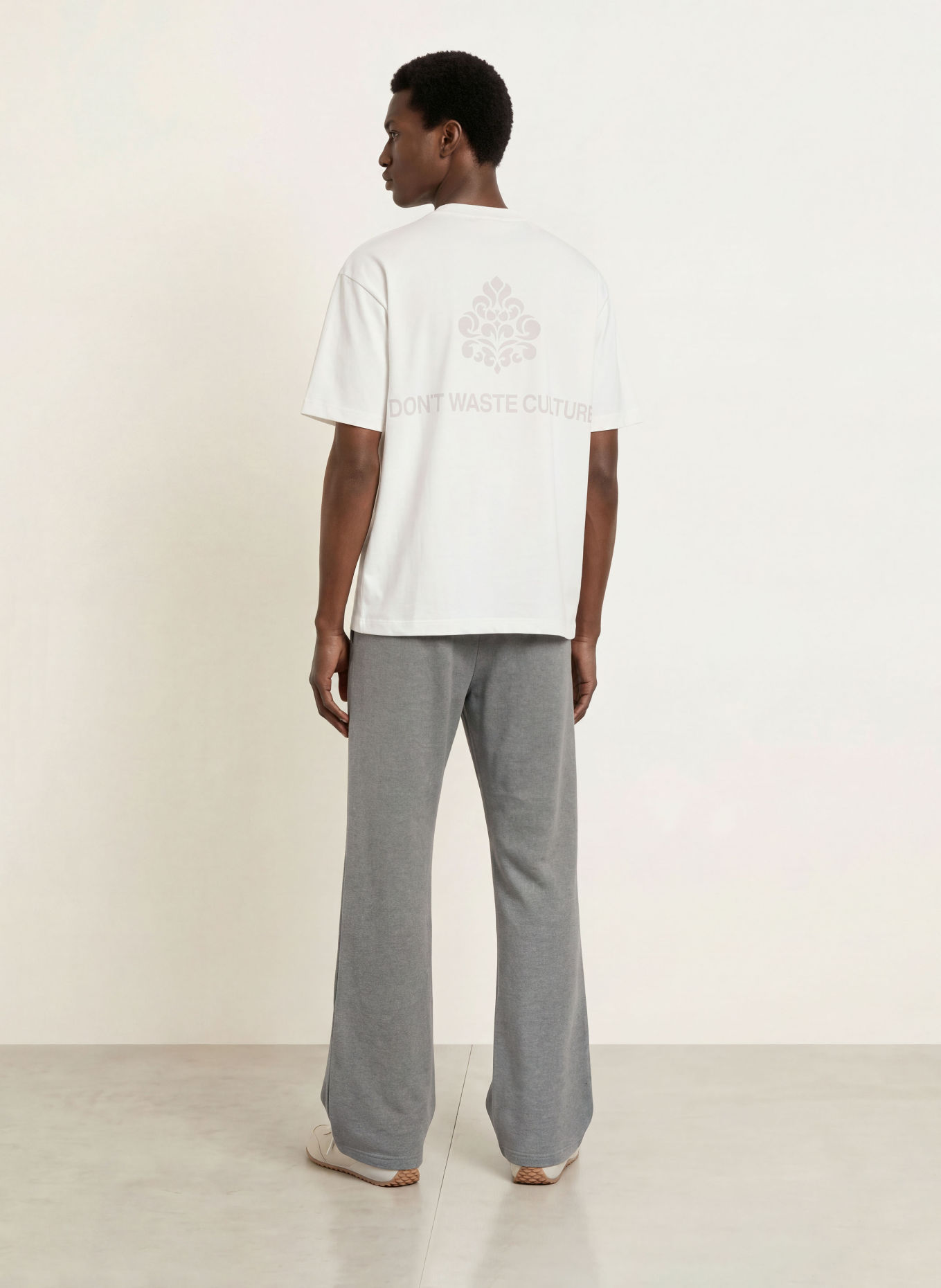 don't waste culture T-Shirt AZEMARI: CREME / BEIGE