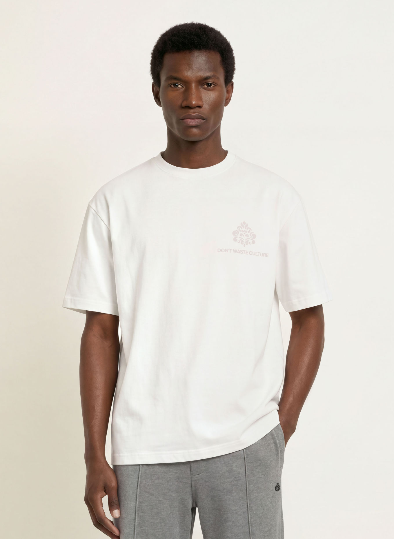 don't waste culture T-Shirt AZEMARI: CREME / BEIGE