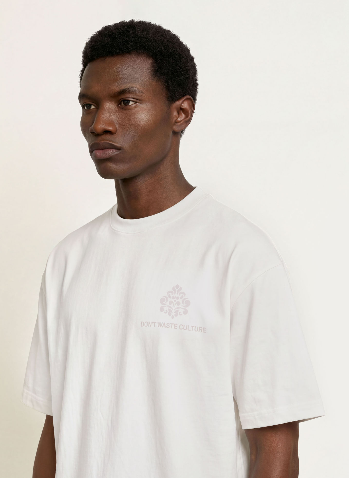 don't waste culture T-Shirt AZEMARI: CREME / BEIGE