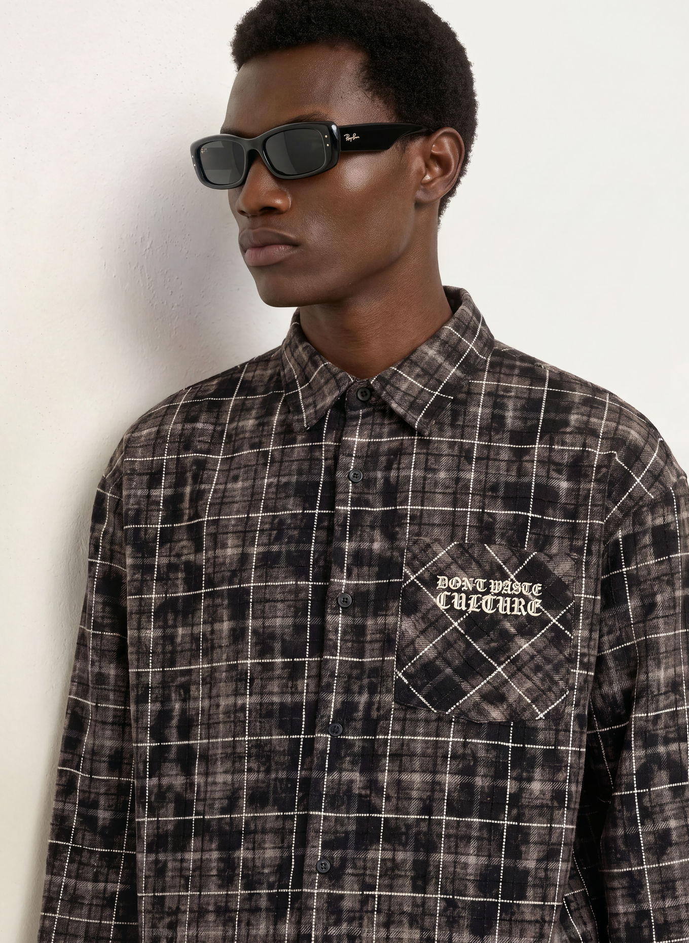 don't waste culture Flanellhemd LEVI Comfort Fit: TAUPE / WEISS / SCHWARZ