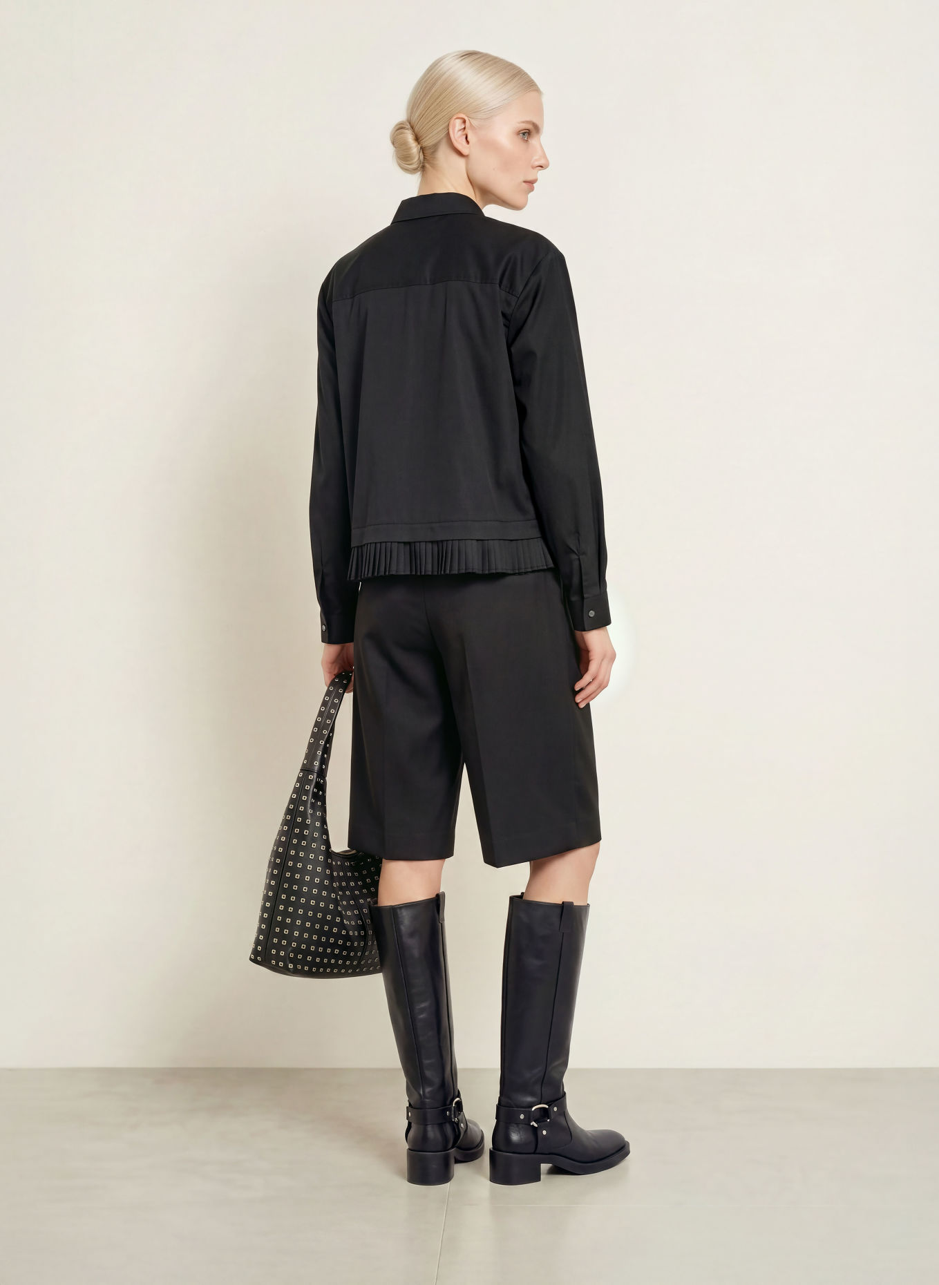 TONNO & PANNA Hemdbluse mit Plissees: SCHWARZ