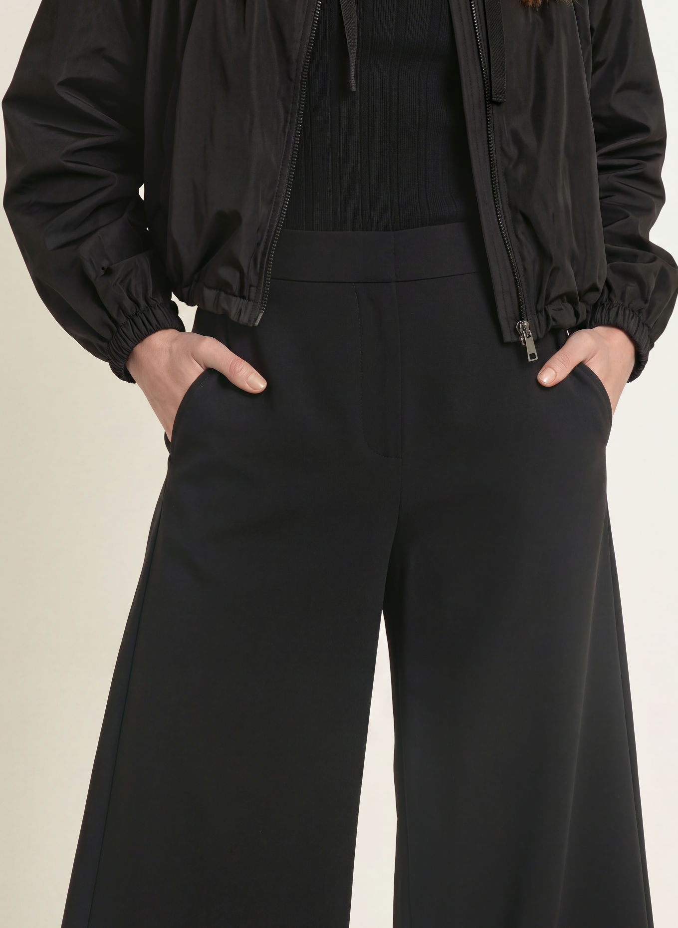 RAFFAELLO ROSSI PHIBI 7/8-length trousers: BLACK