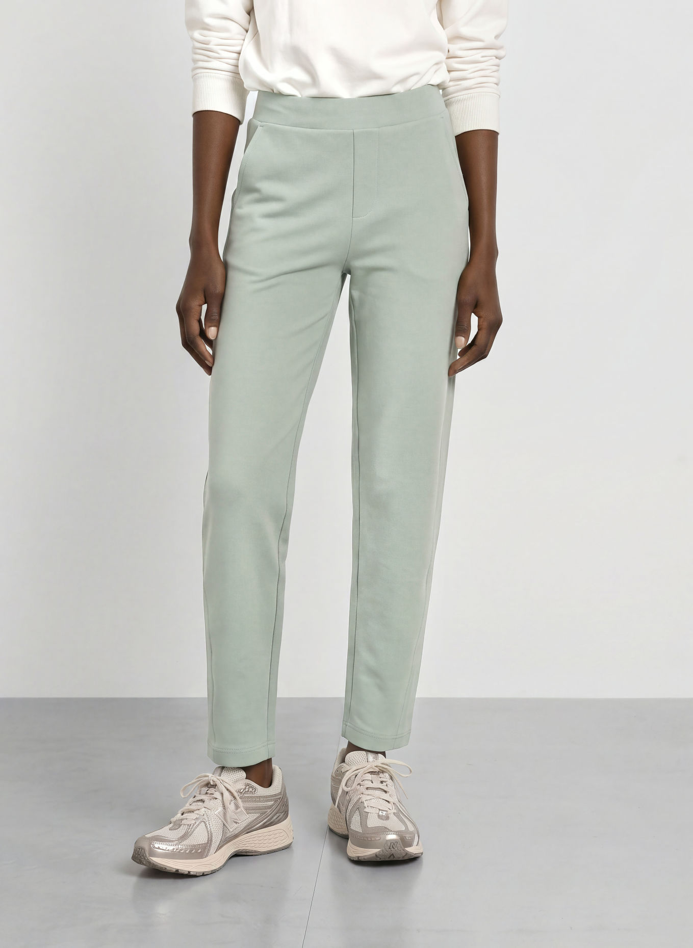 ELBSAND RIXA Sweatpants: LIGHT GREEN