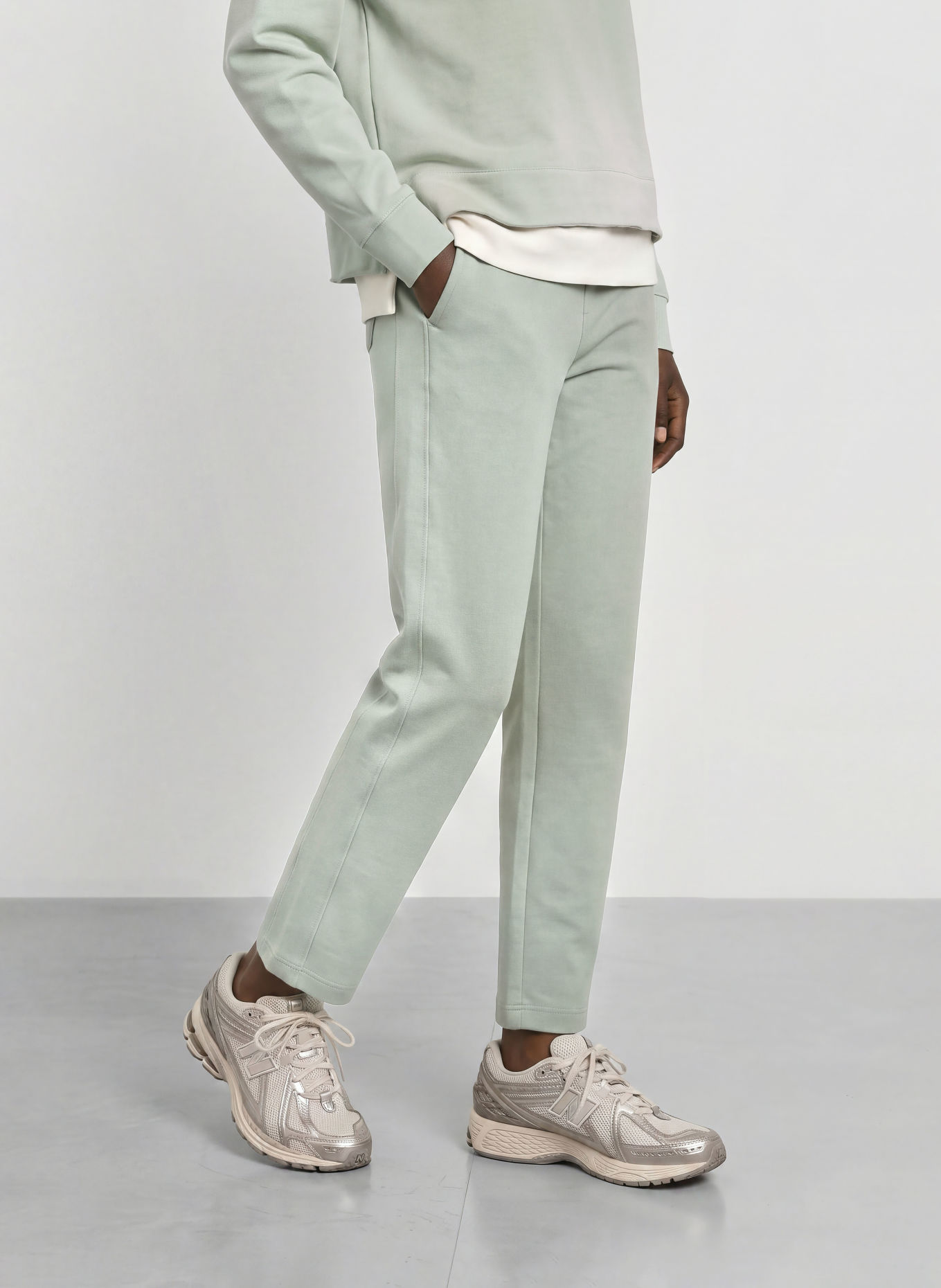 ELBSAND RIXA Sweatpants: LIGHT GREEN