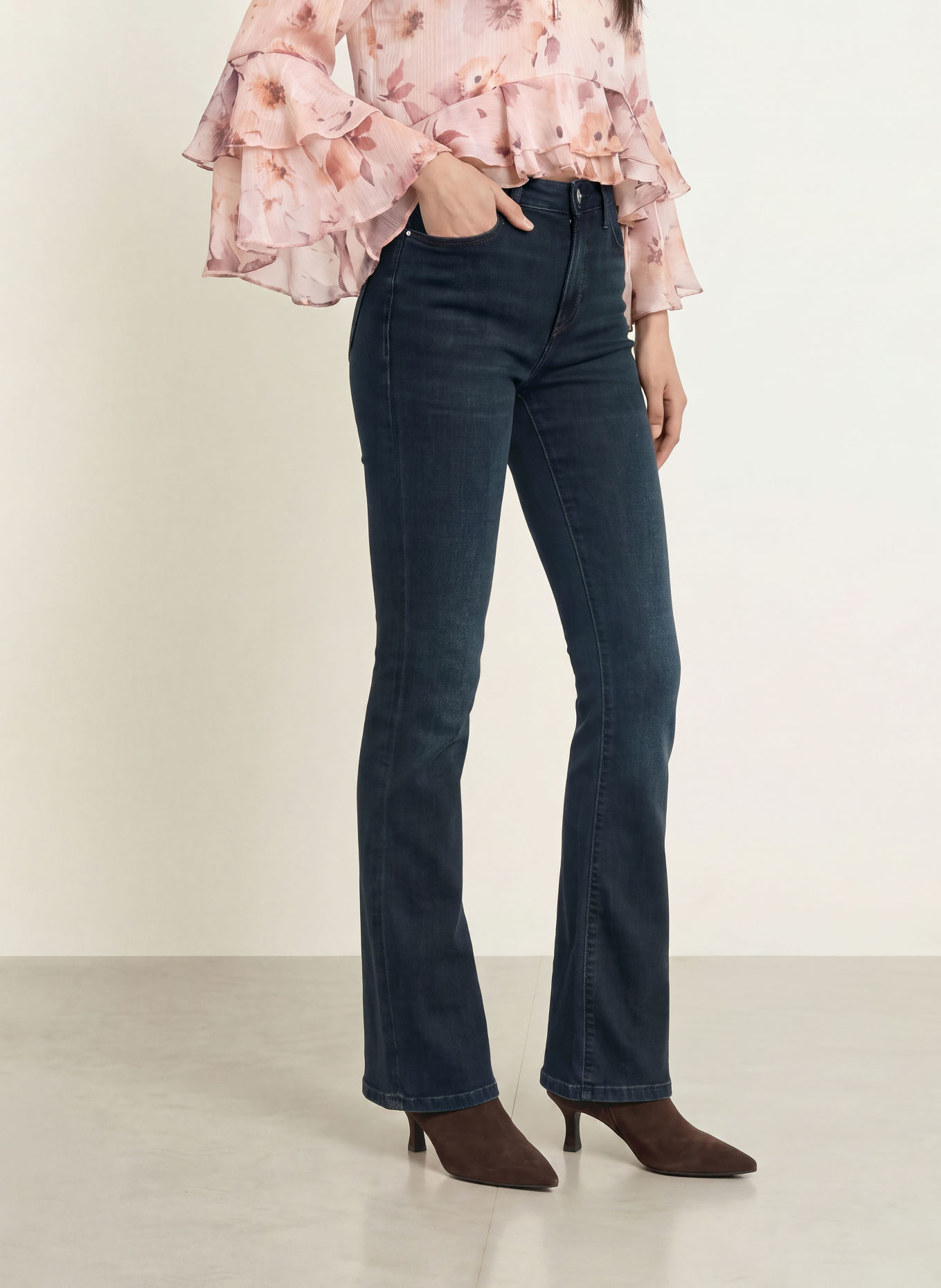 GUESS Jean flare SEXY FLARE: CH4B CHARCOAL BLUE