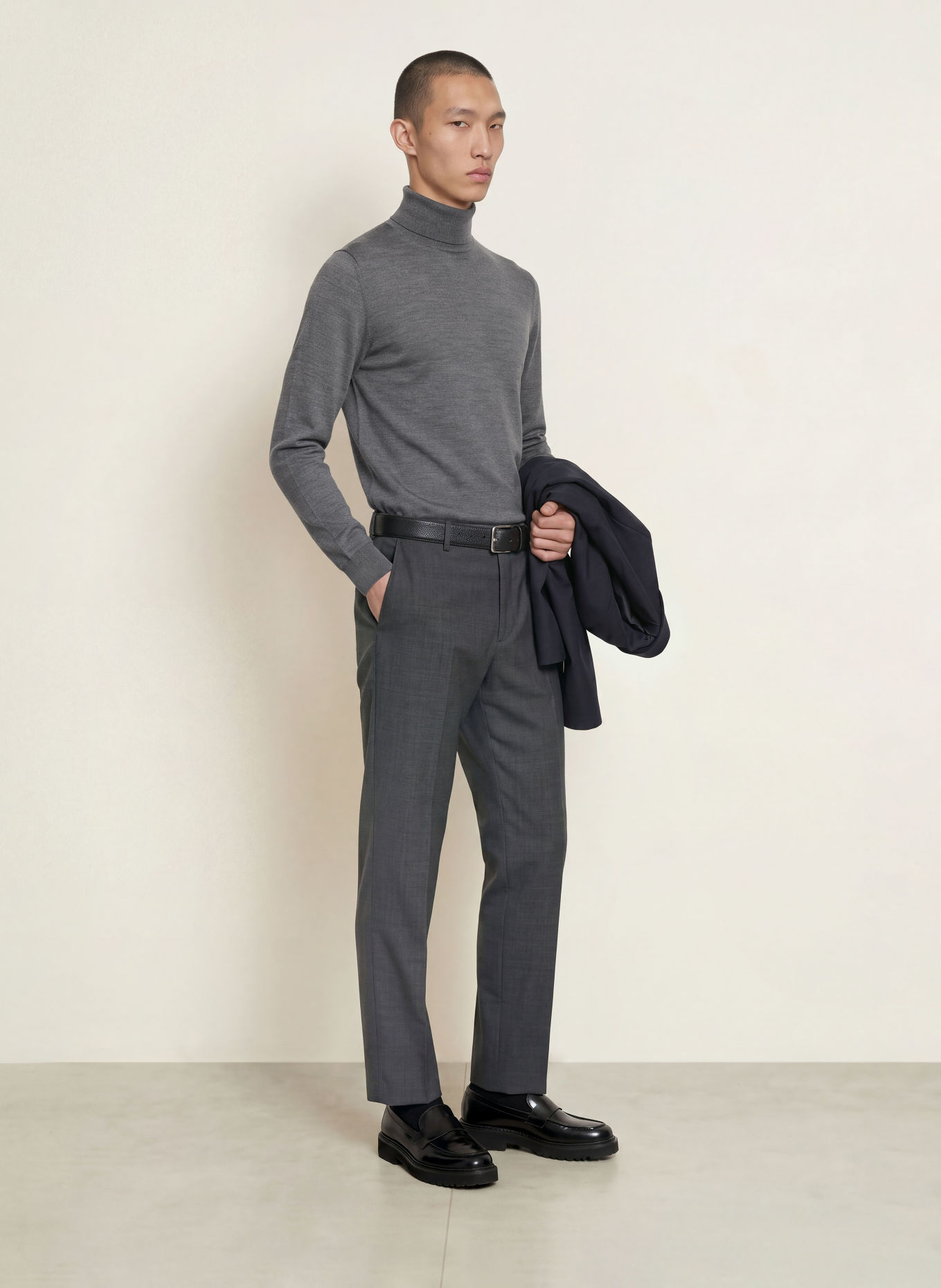 DRESSLER Coltrui: GRIJS