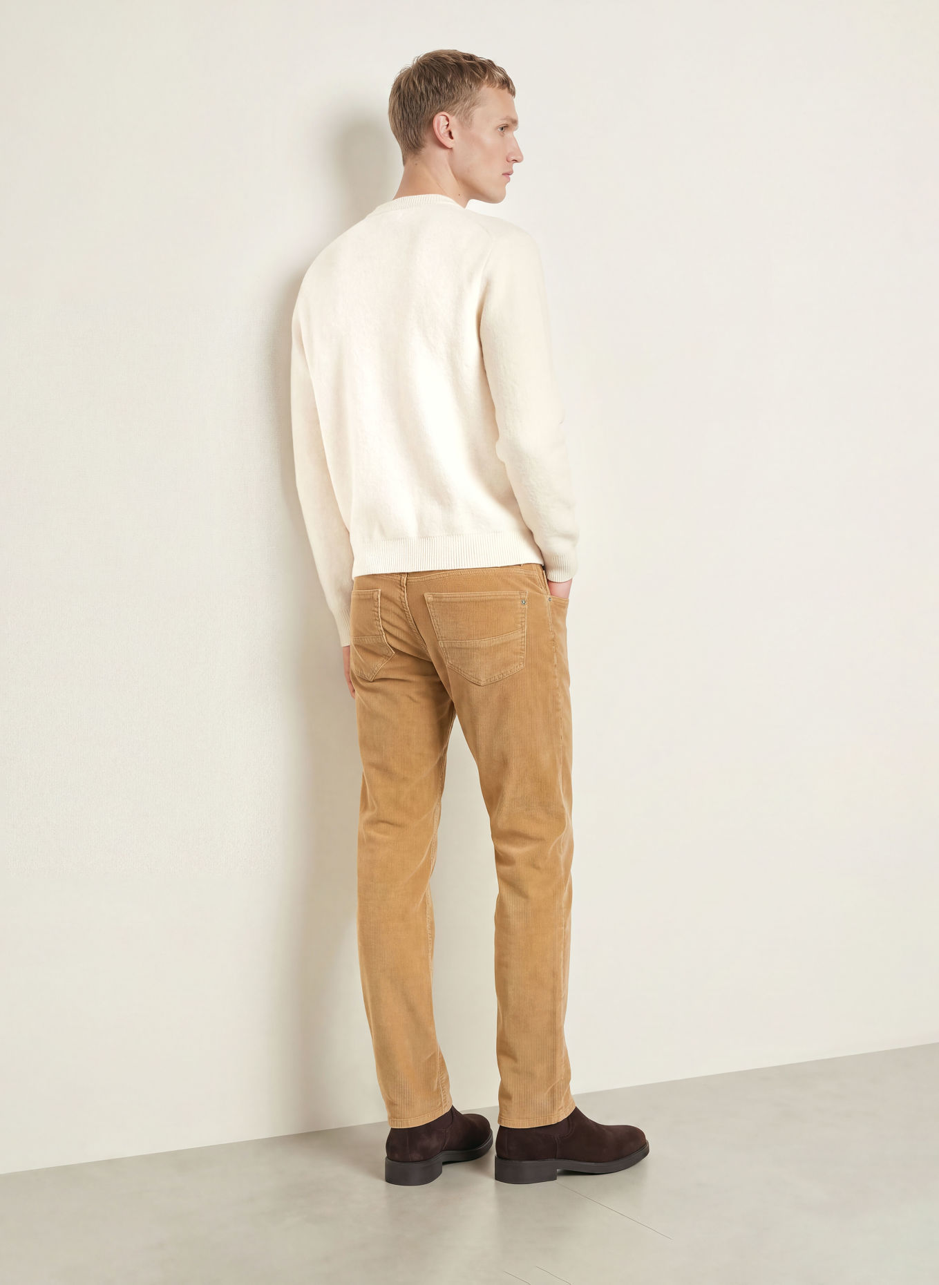BRAX Cordbroek CADIZ Straight Fit: 57 Ivory