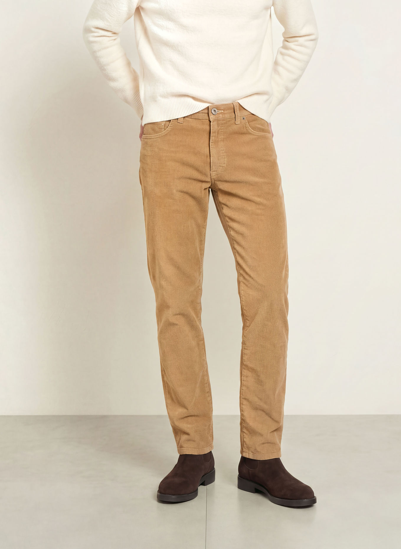 BRAX Cordbroek CADIZ Straight Fit: 57 Ivory