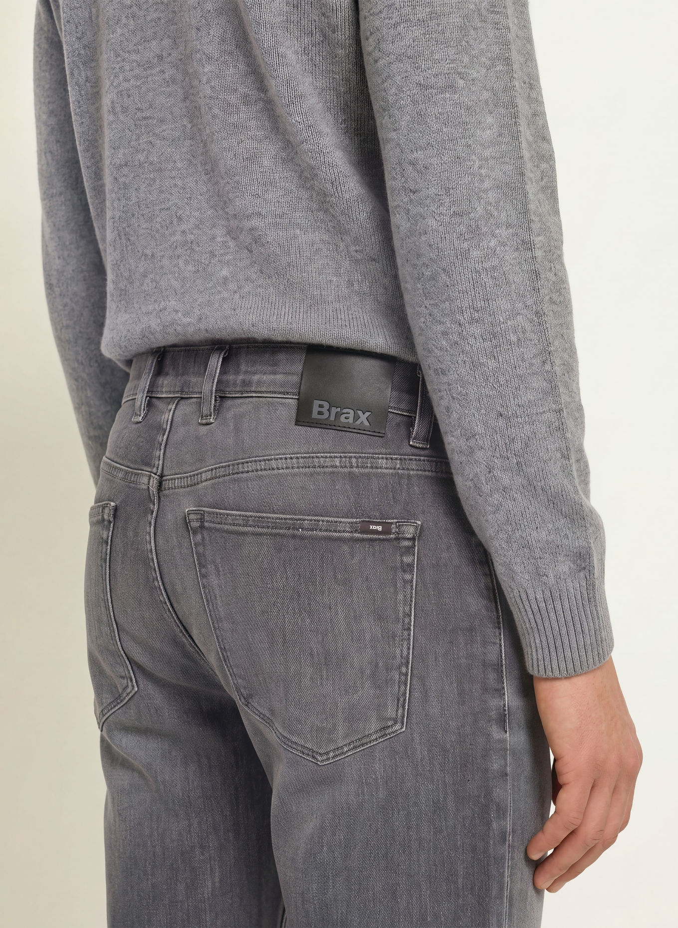 BRAX Jeans CLINT Relaxed Straight Fit: 06 GREY STEEL USED